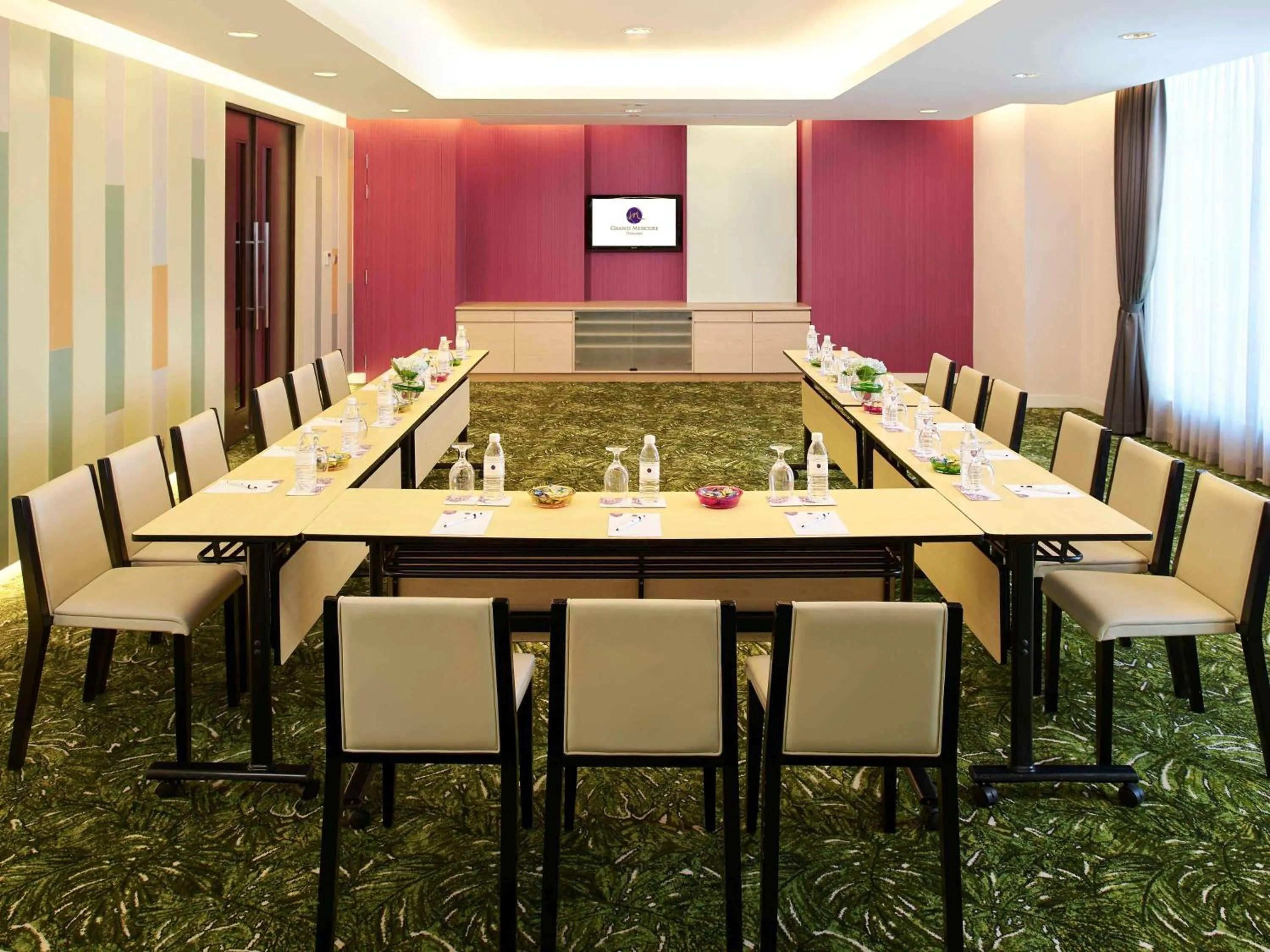 Meeting/conference room in Grand Mercure Danang