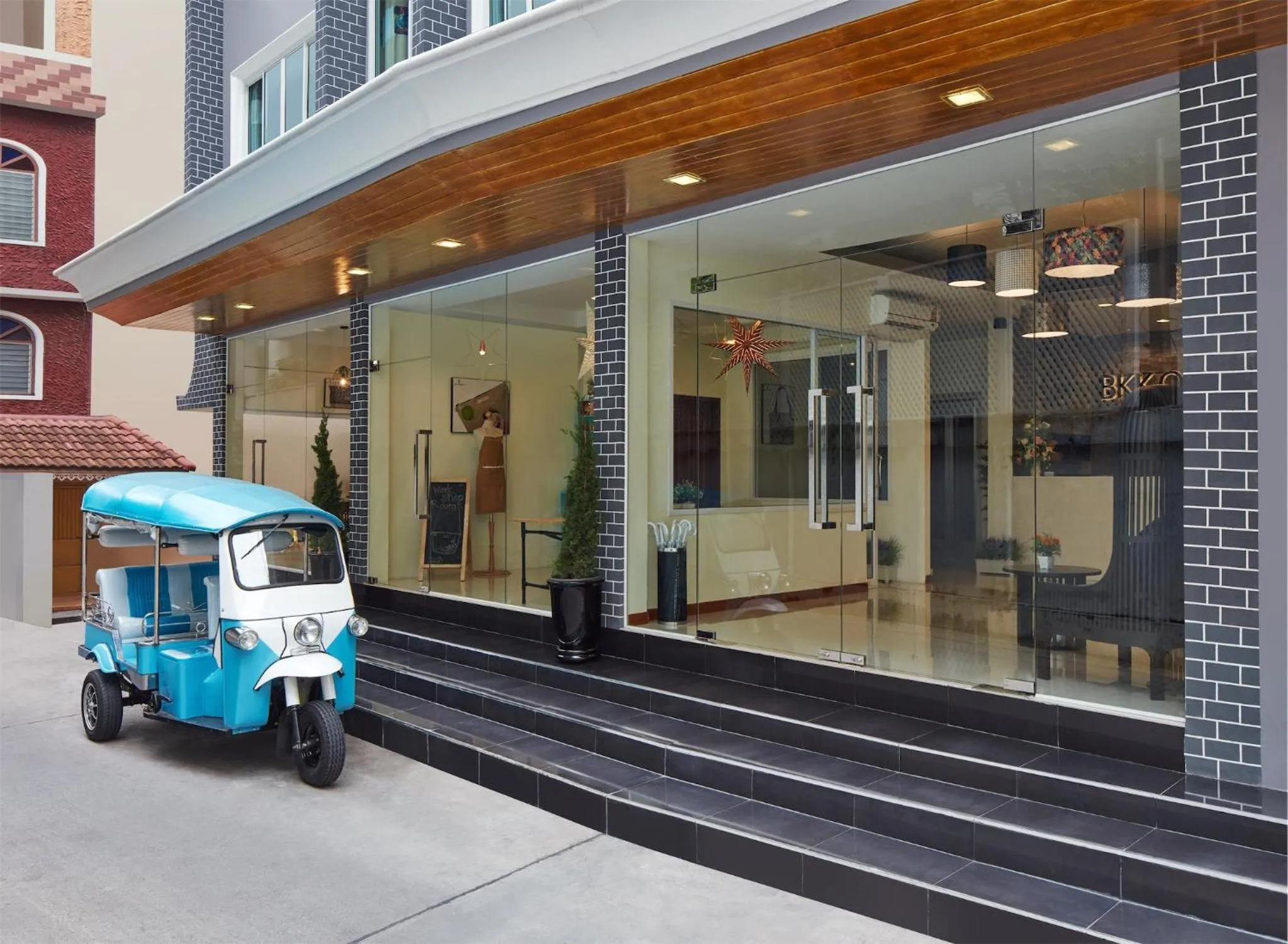 Property building in Bangkok River Loka Hotel