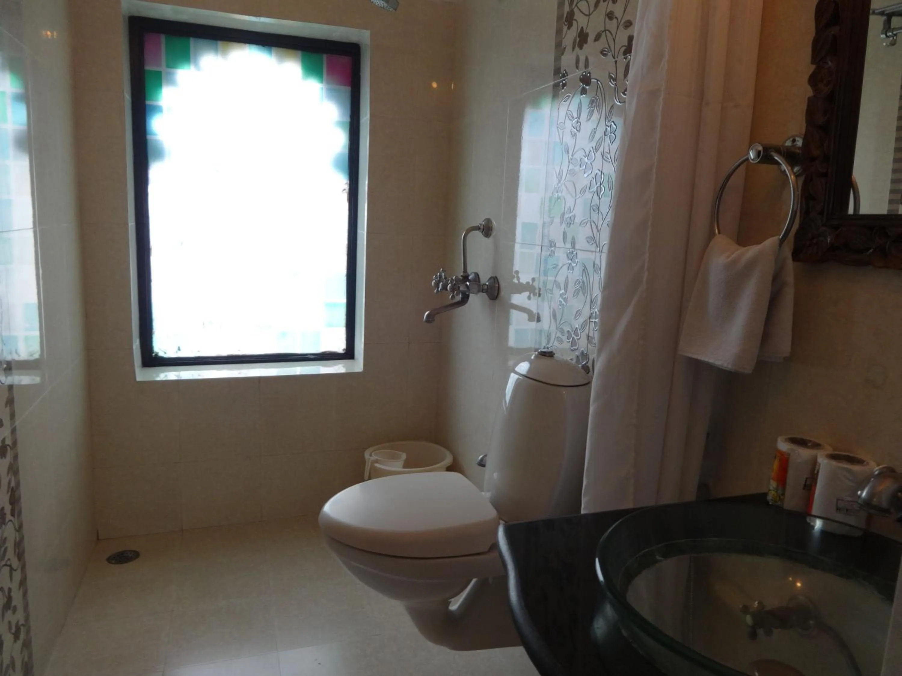 Bathroom in Karohi Haveli - A Heritage Hotel