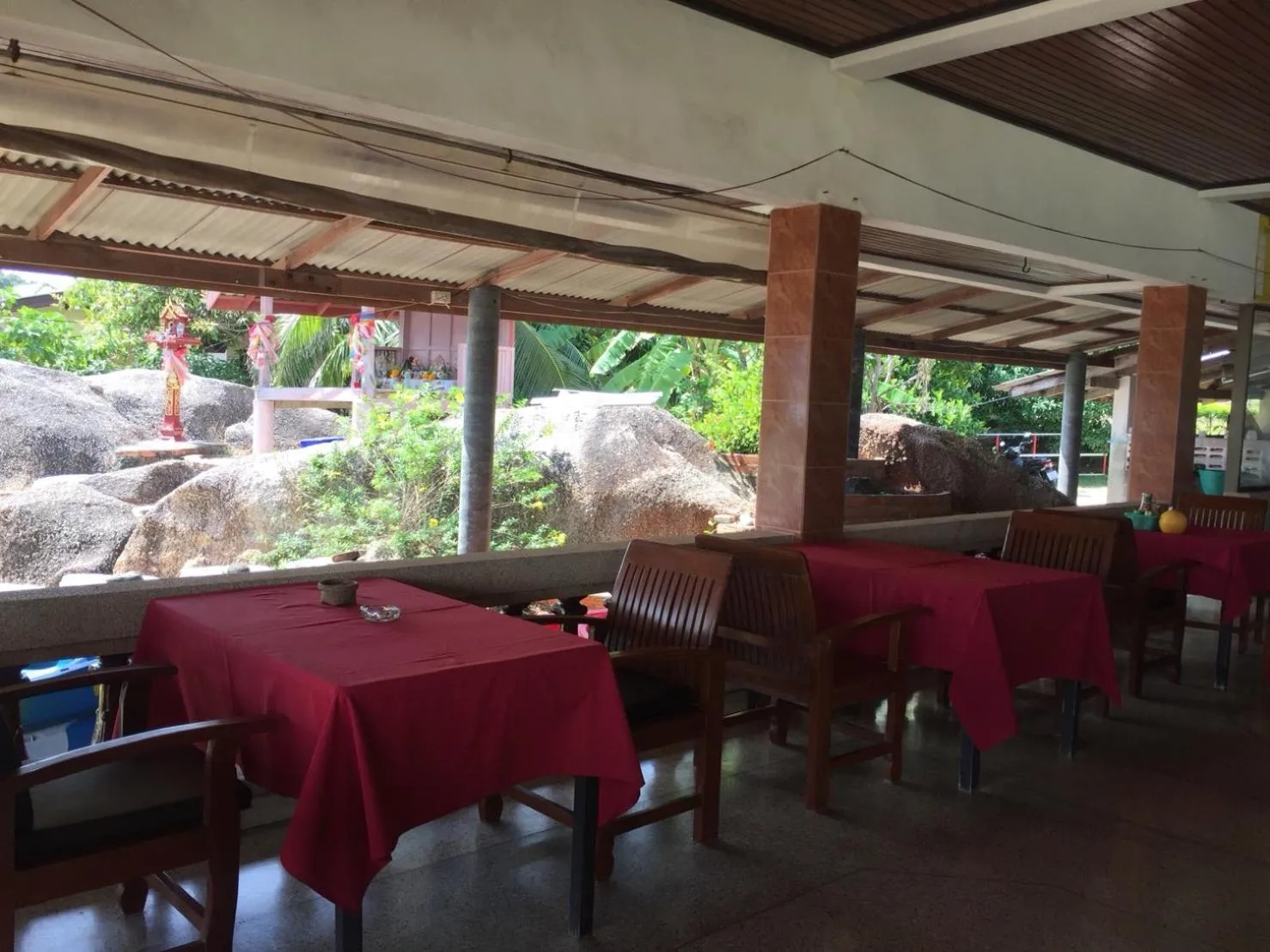 Restaurant/Places to Eat in Paradise Lamai Bungalow