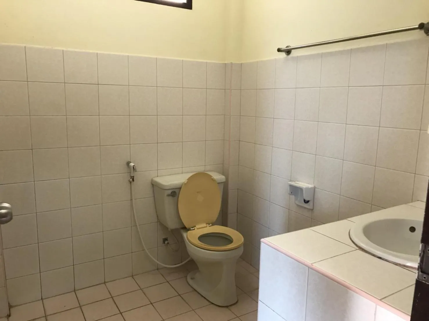 Bathroom in Paradise Lamai Bungalow