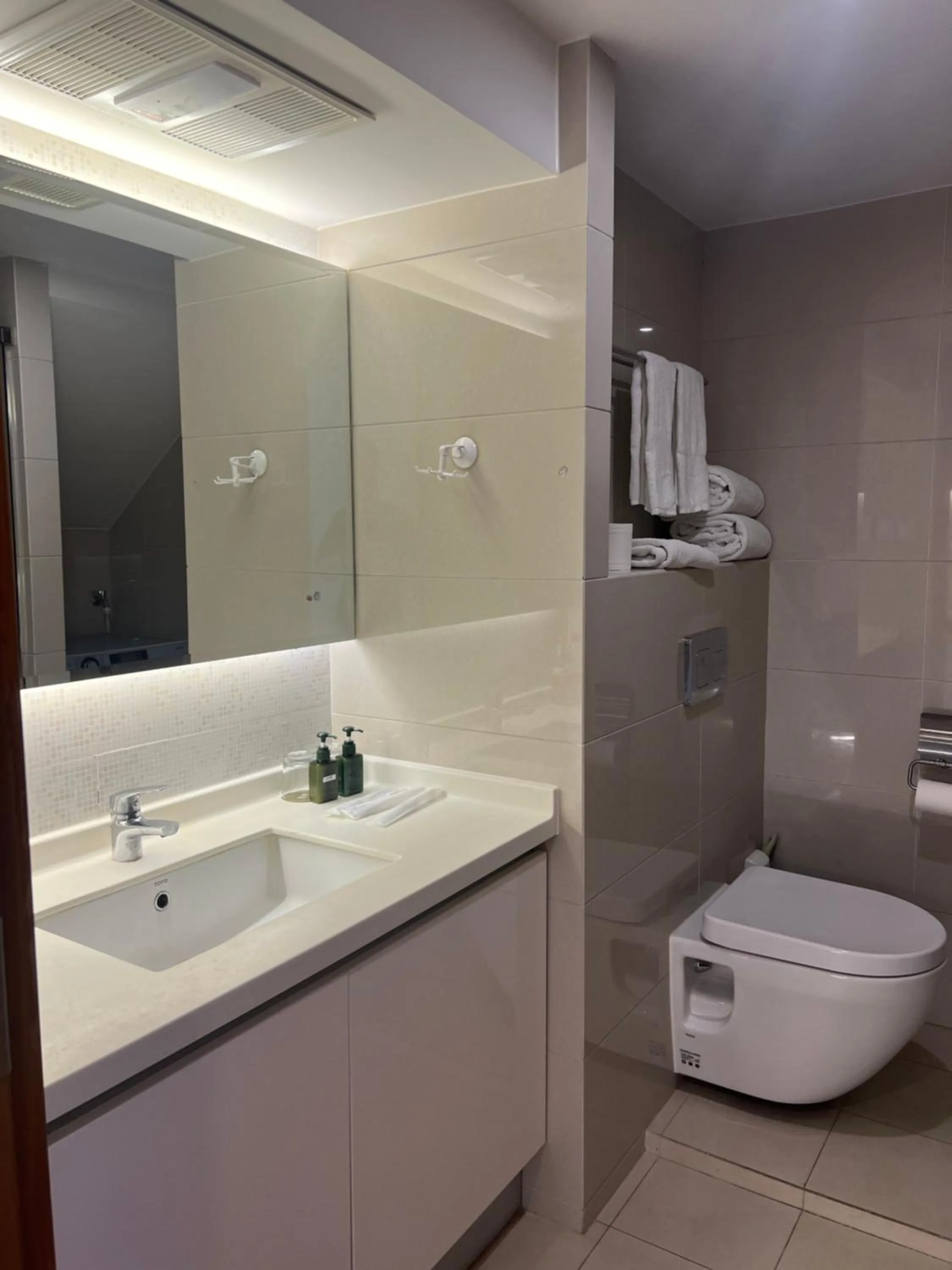 Toilet in Lujiazui More Residence