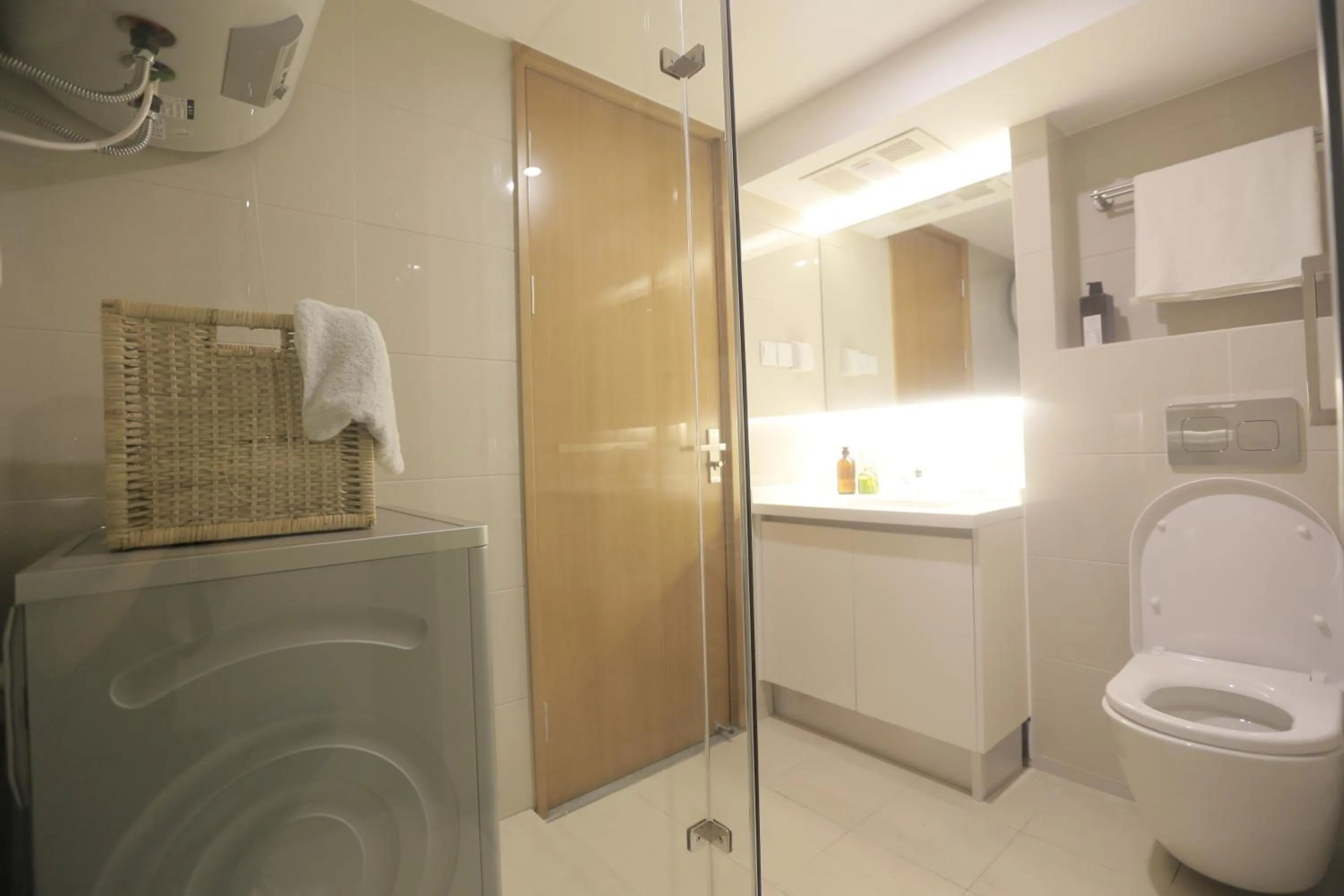 Toilet in Lujiazui More Residence