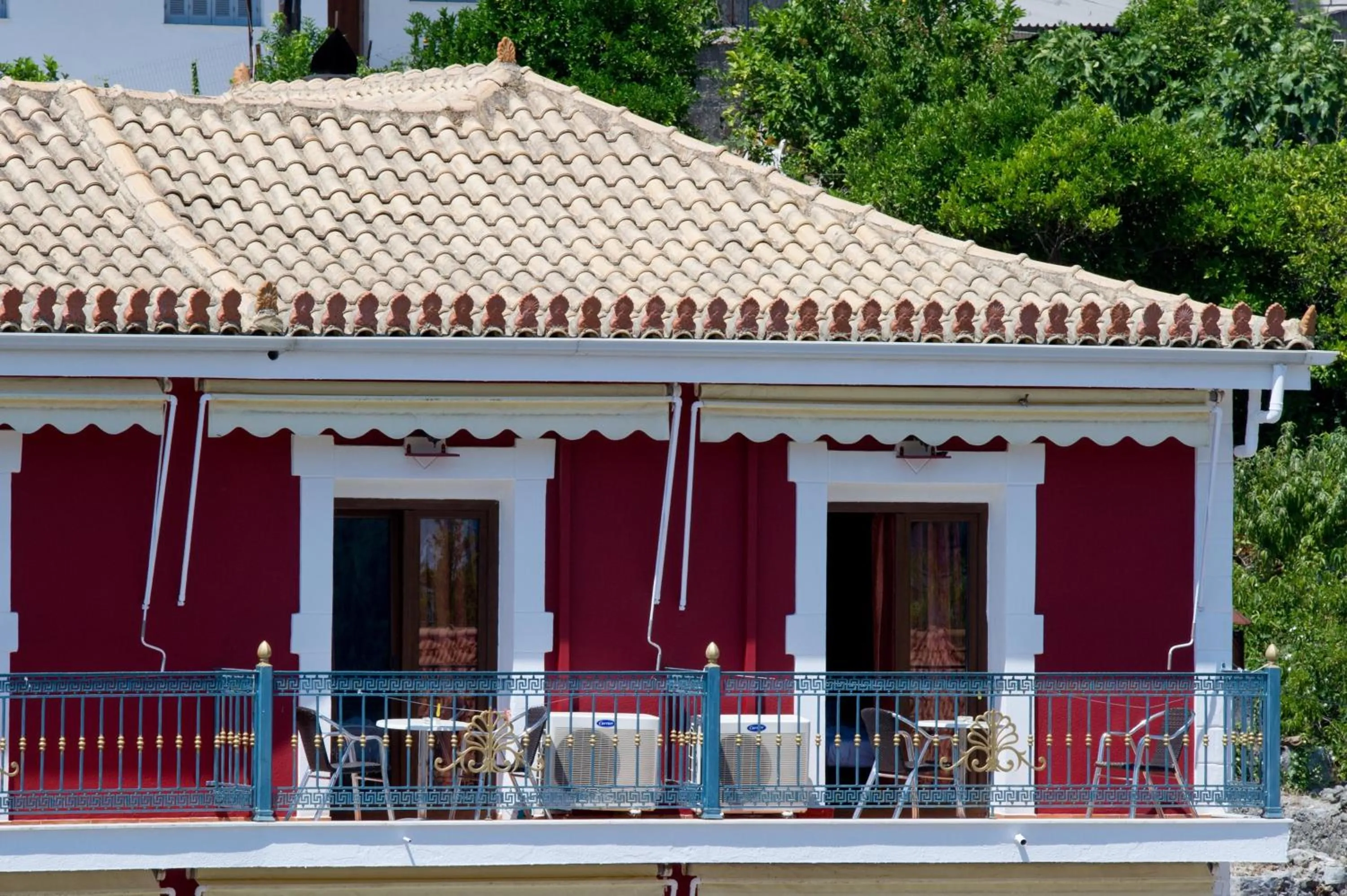 Day in Paradise Hotel