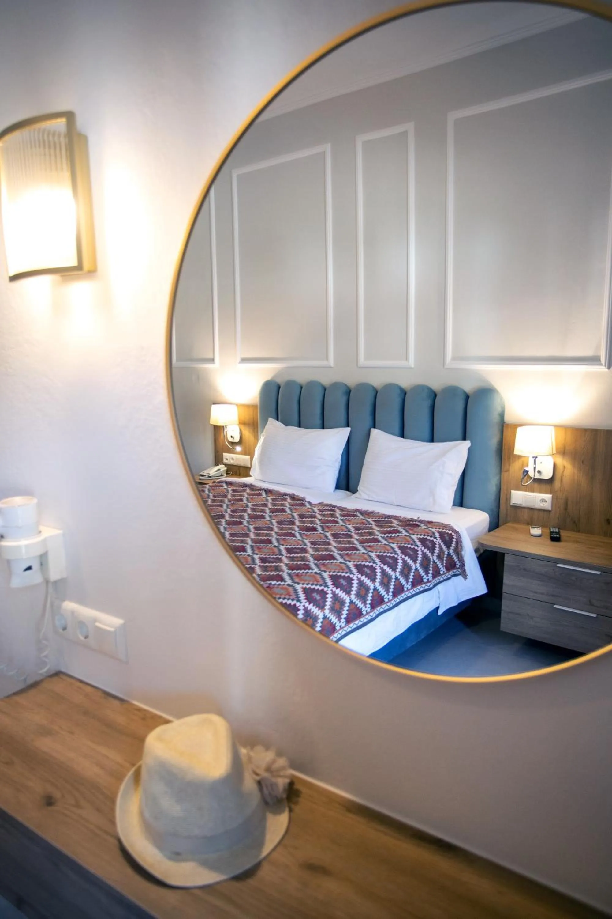 Photo of the whole room, Bed in Paradise Hotel