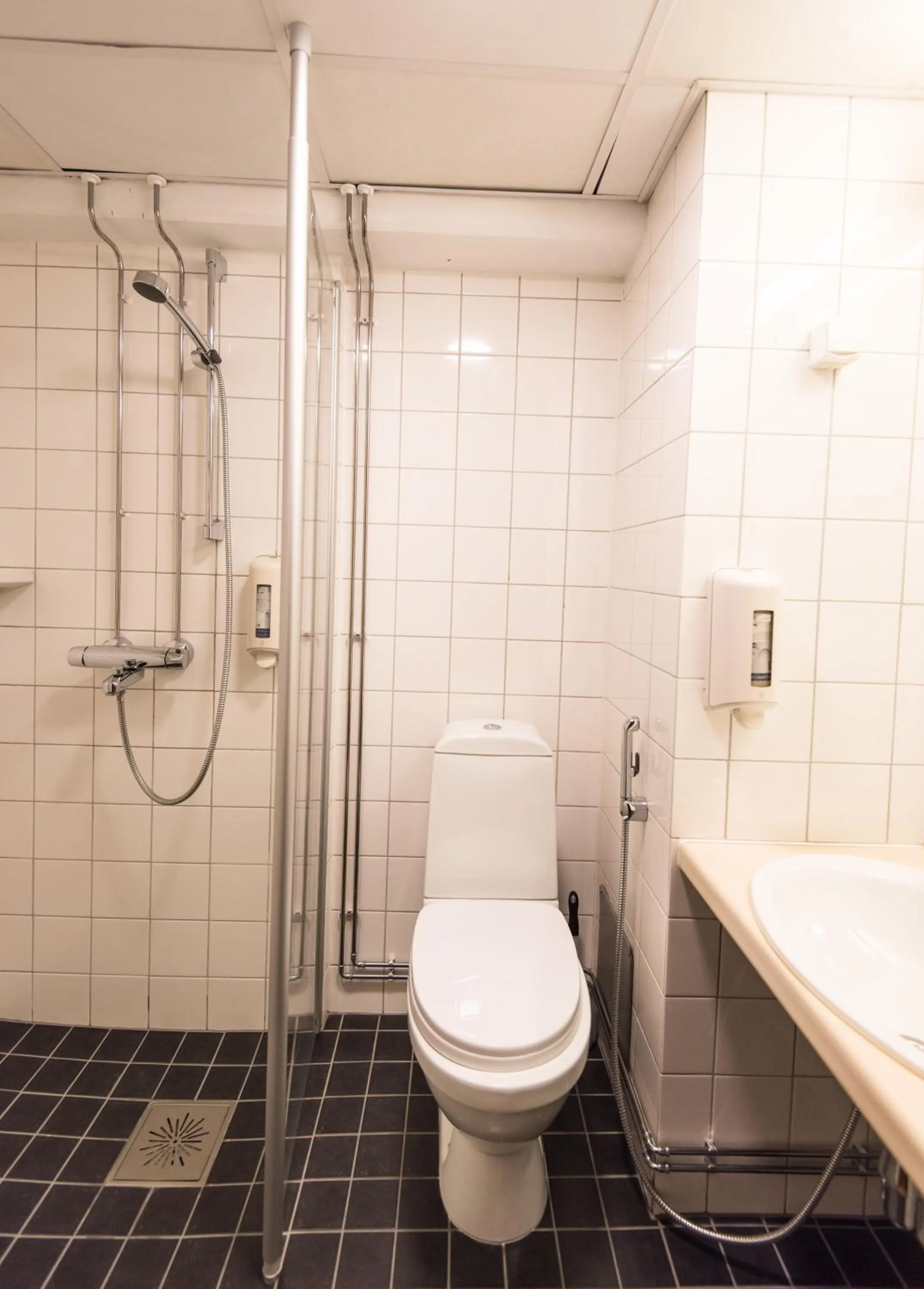 Bathroom in Hotelli Seurahovi