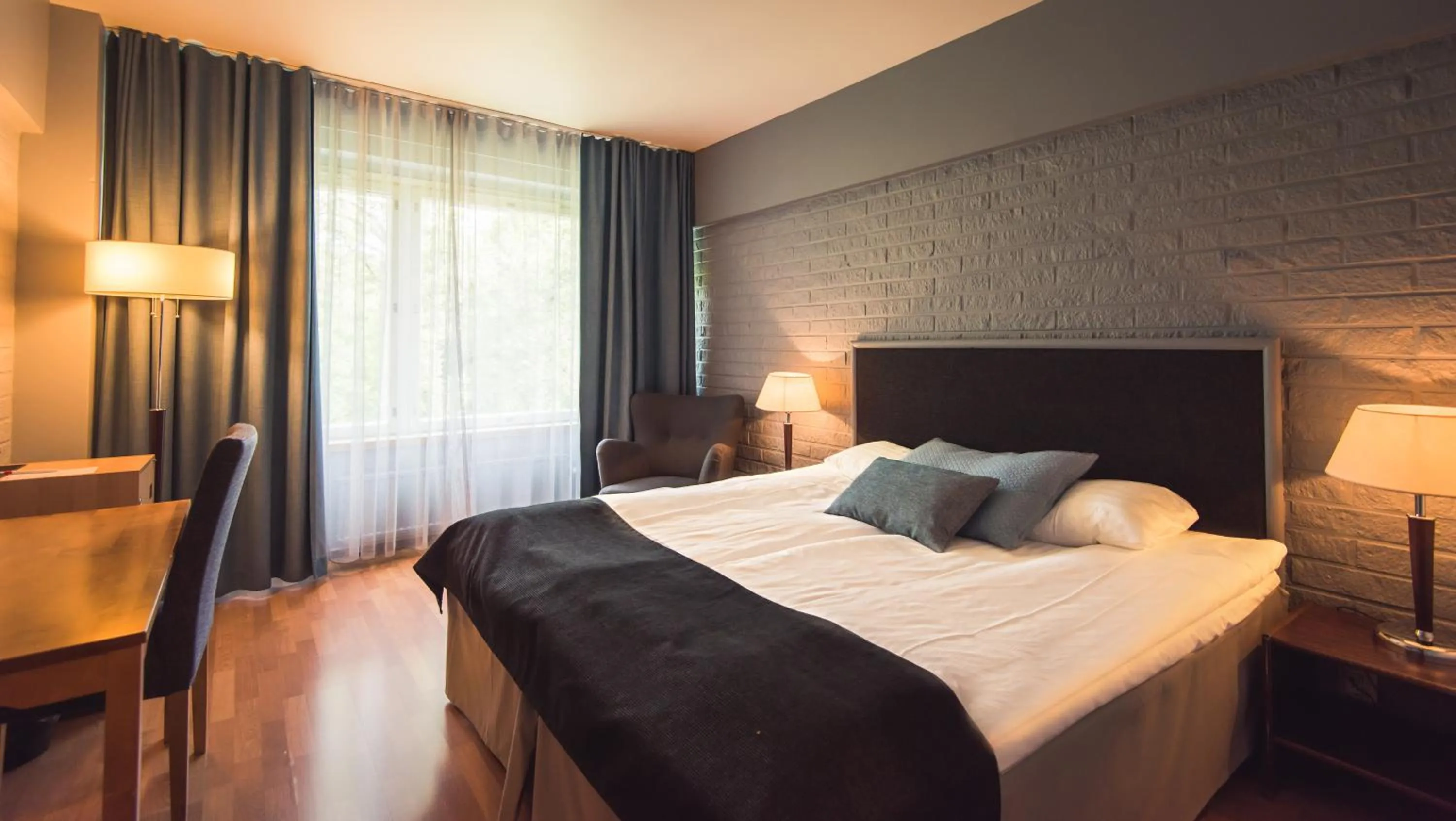 Photo of the whole room, Bed in Hotelli Seurahovi