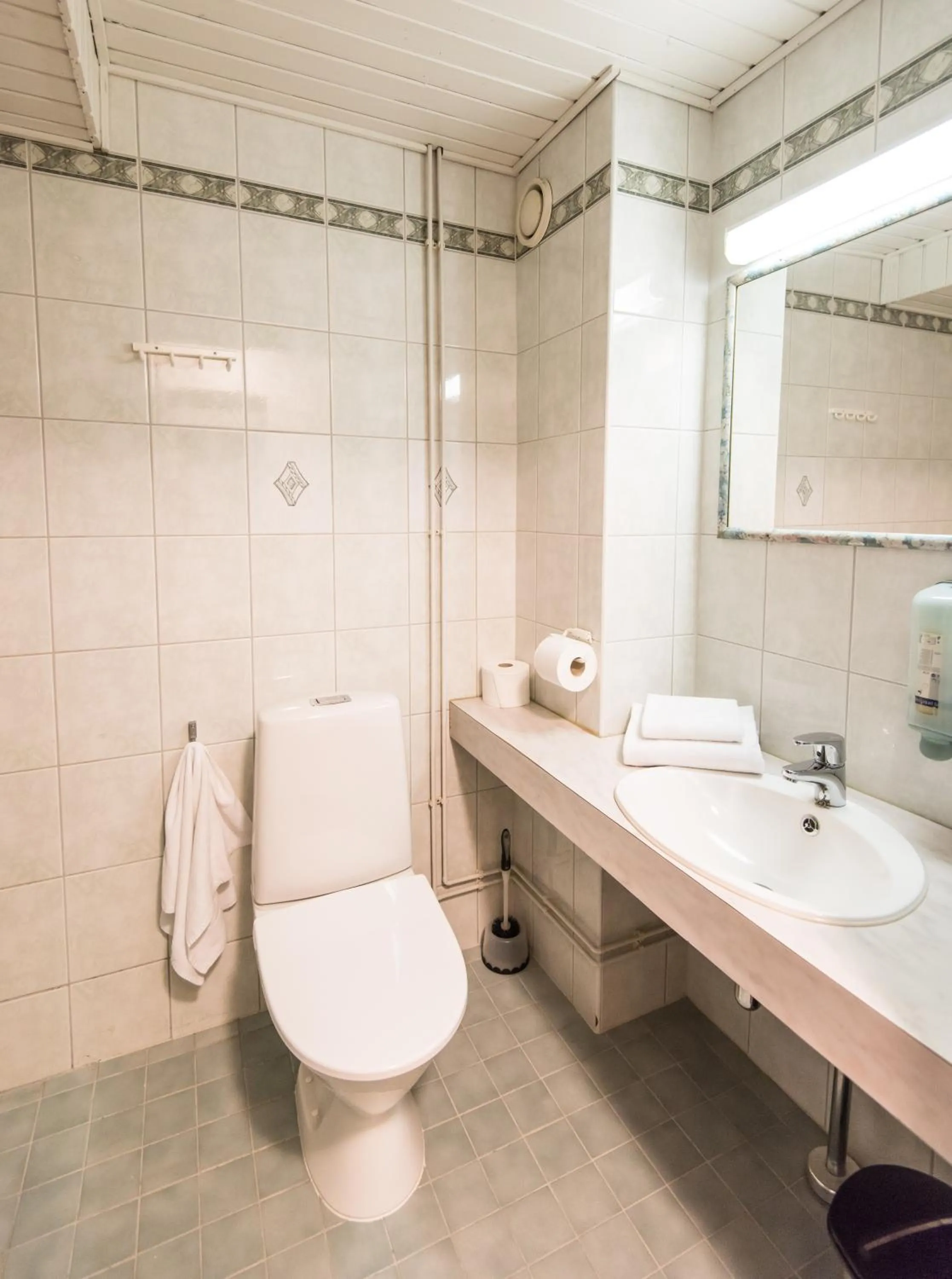 Bathroom in Hotelli Seurahovi