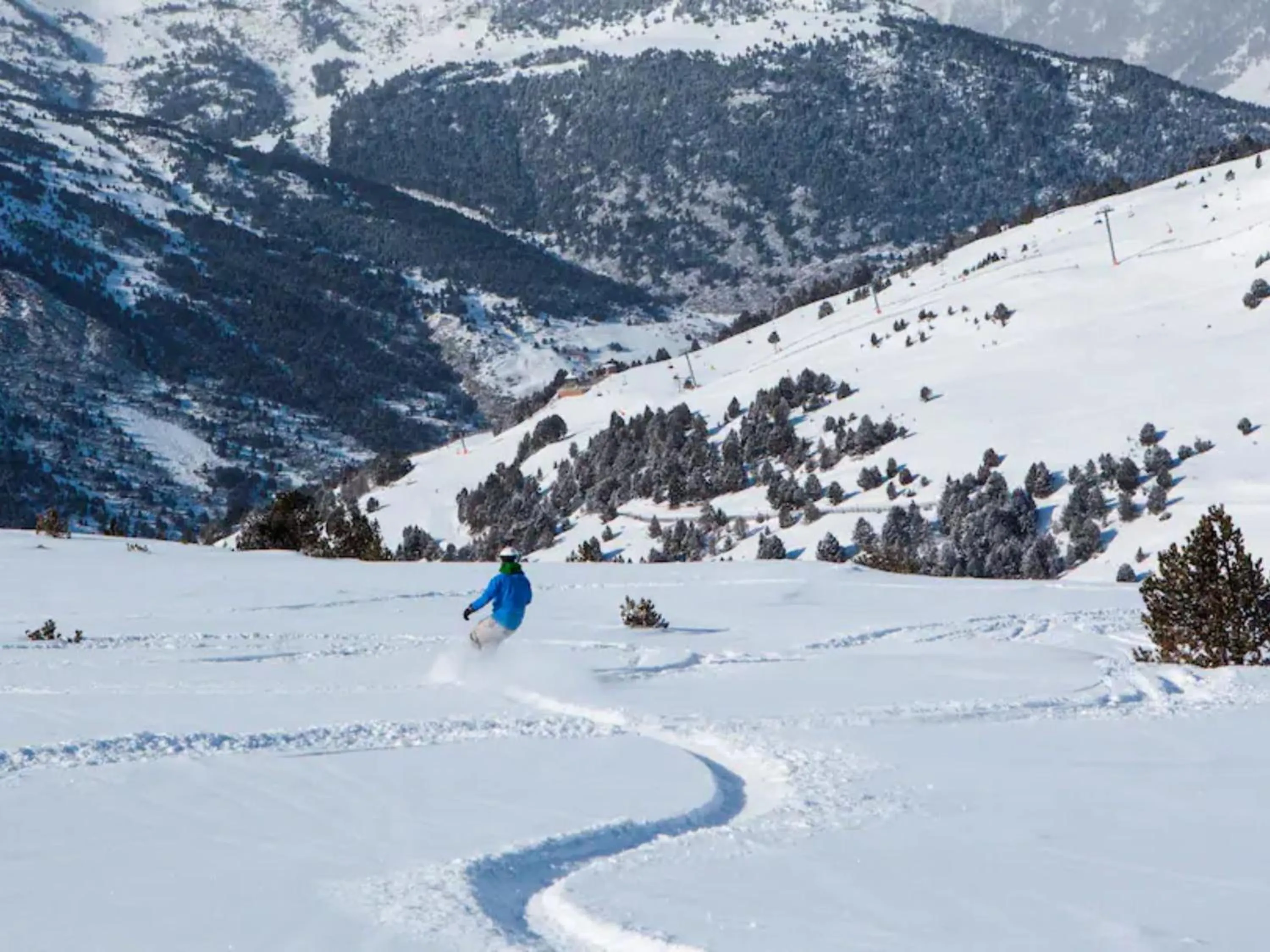 Nearby landmark in Apartamentos La Solana 3000