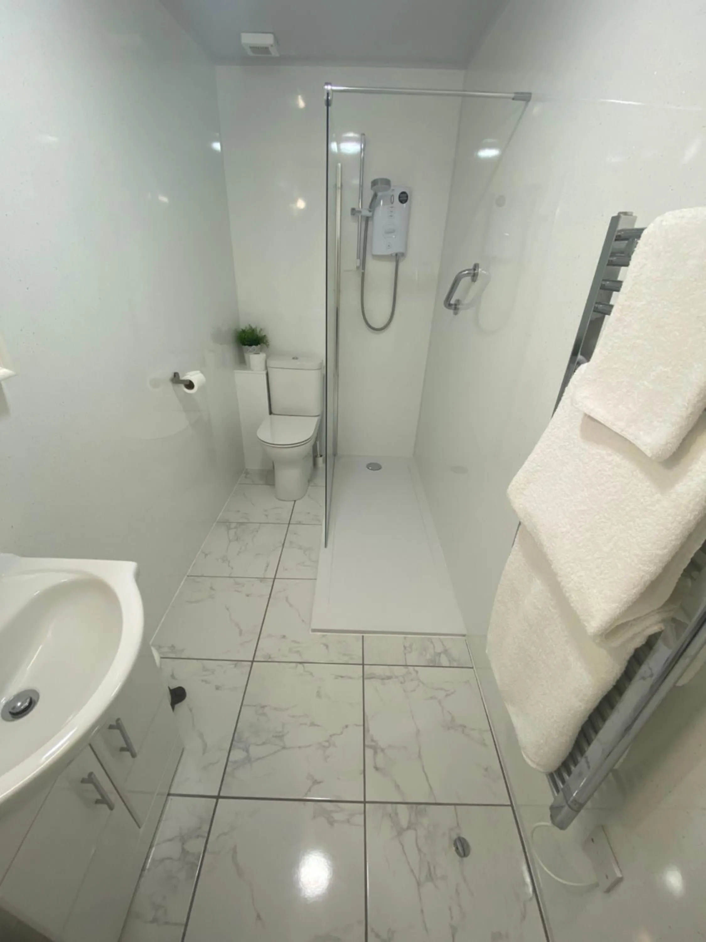 Shower in Barriemore Oban