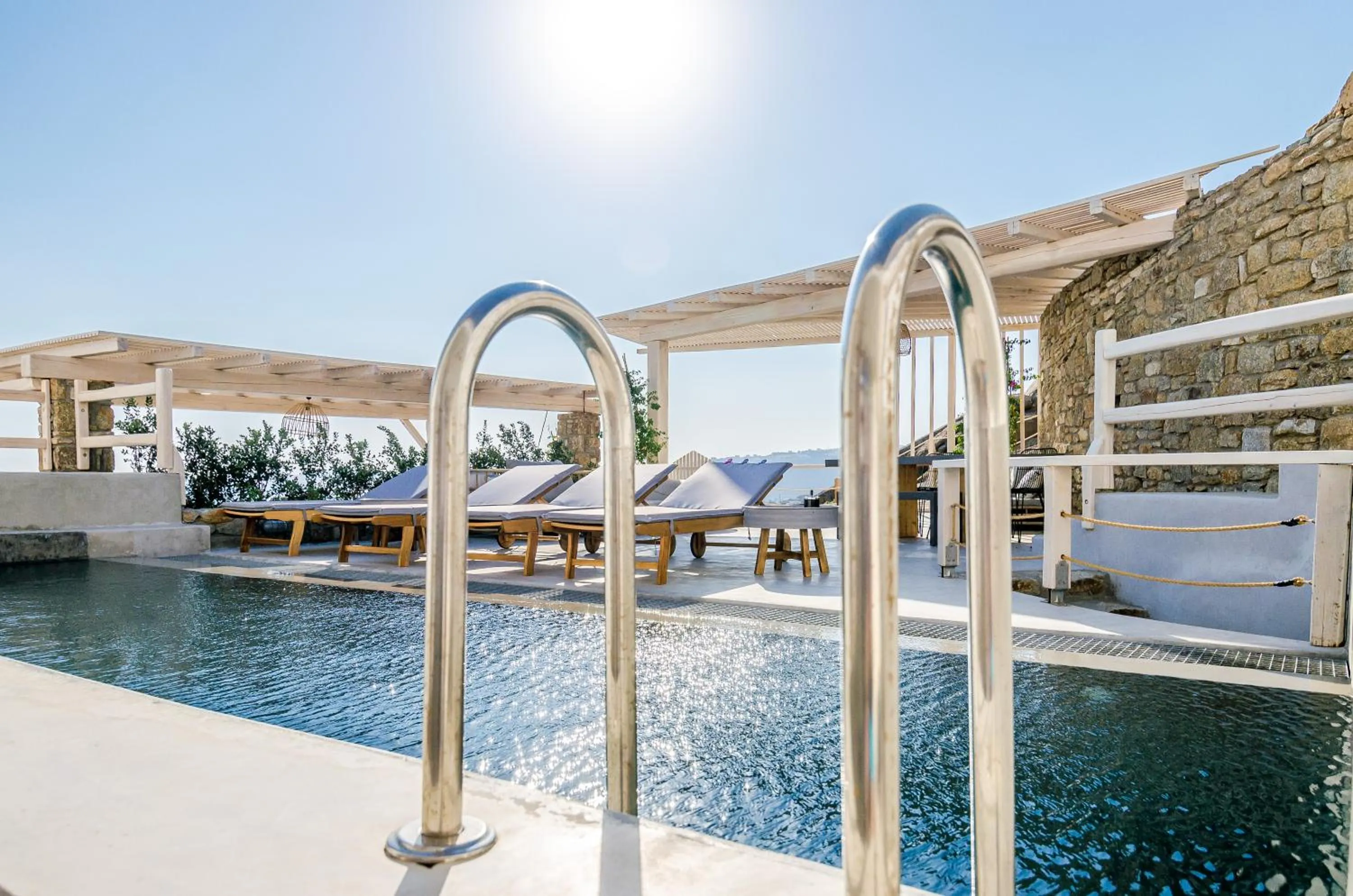 Eden View Suites & Villas