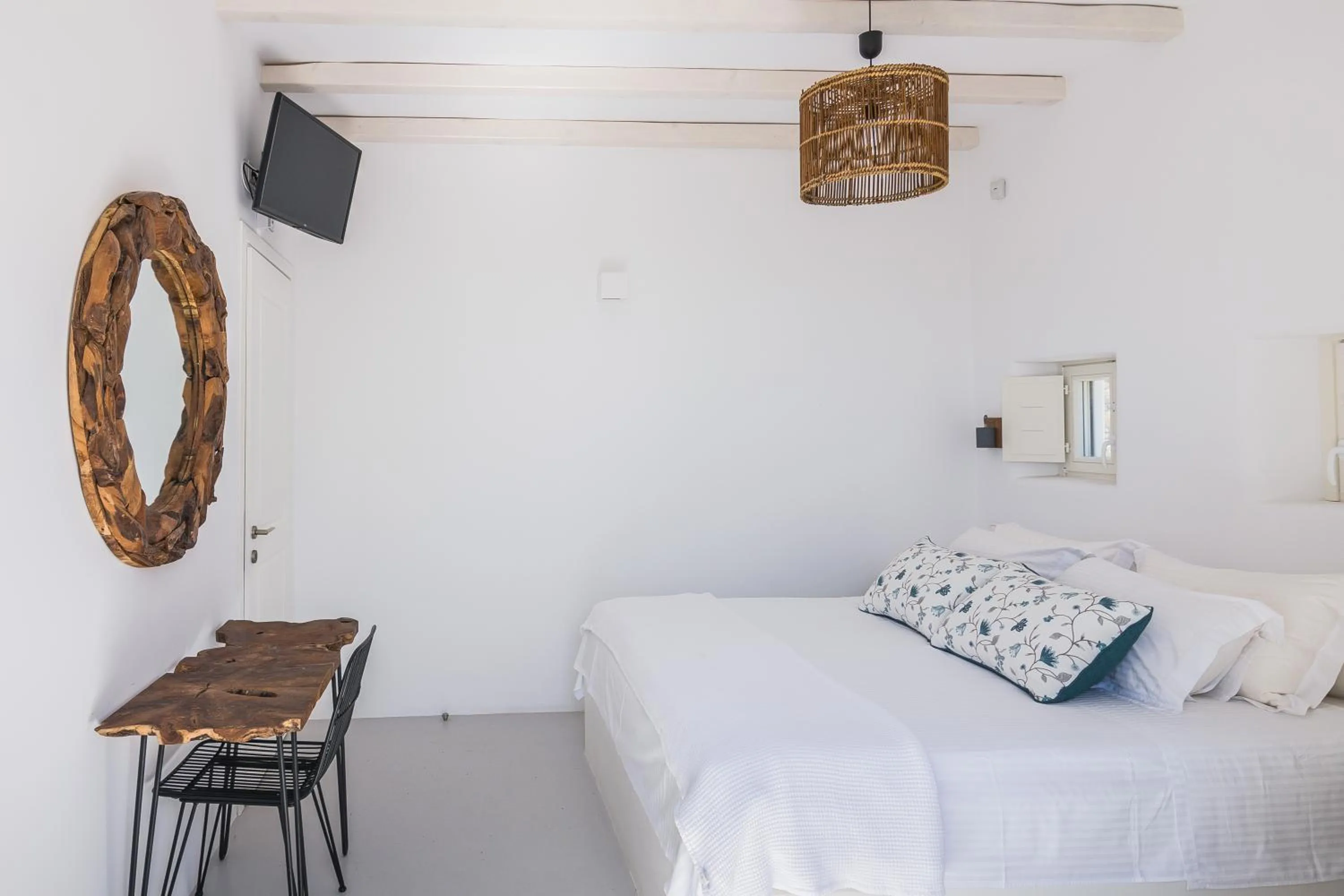 Bedroom, Bed in Eden View Suites & Villas