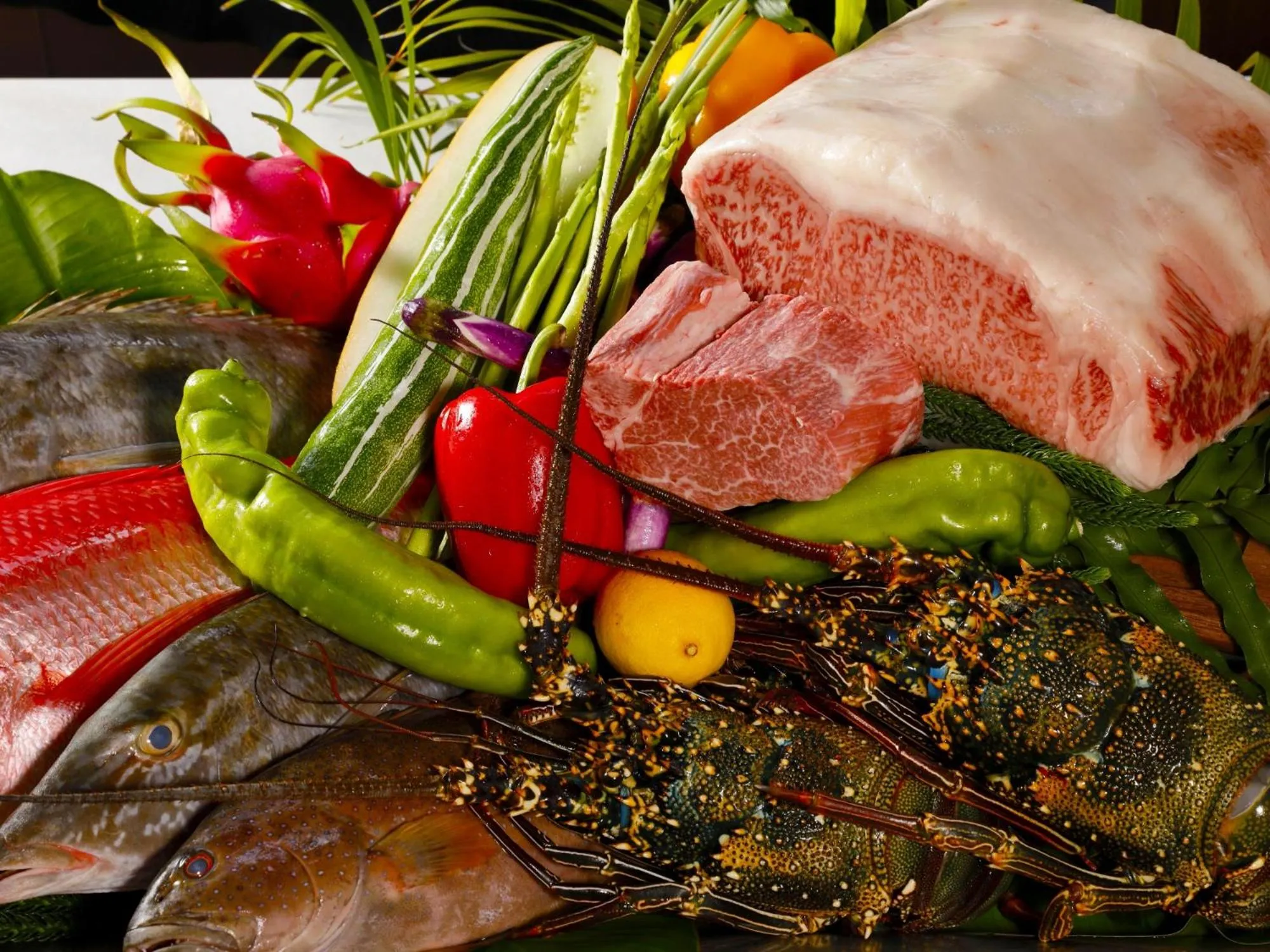 Restaurant/places to eat in Hotel Breezebay Marina