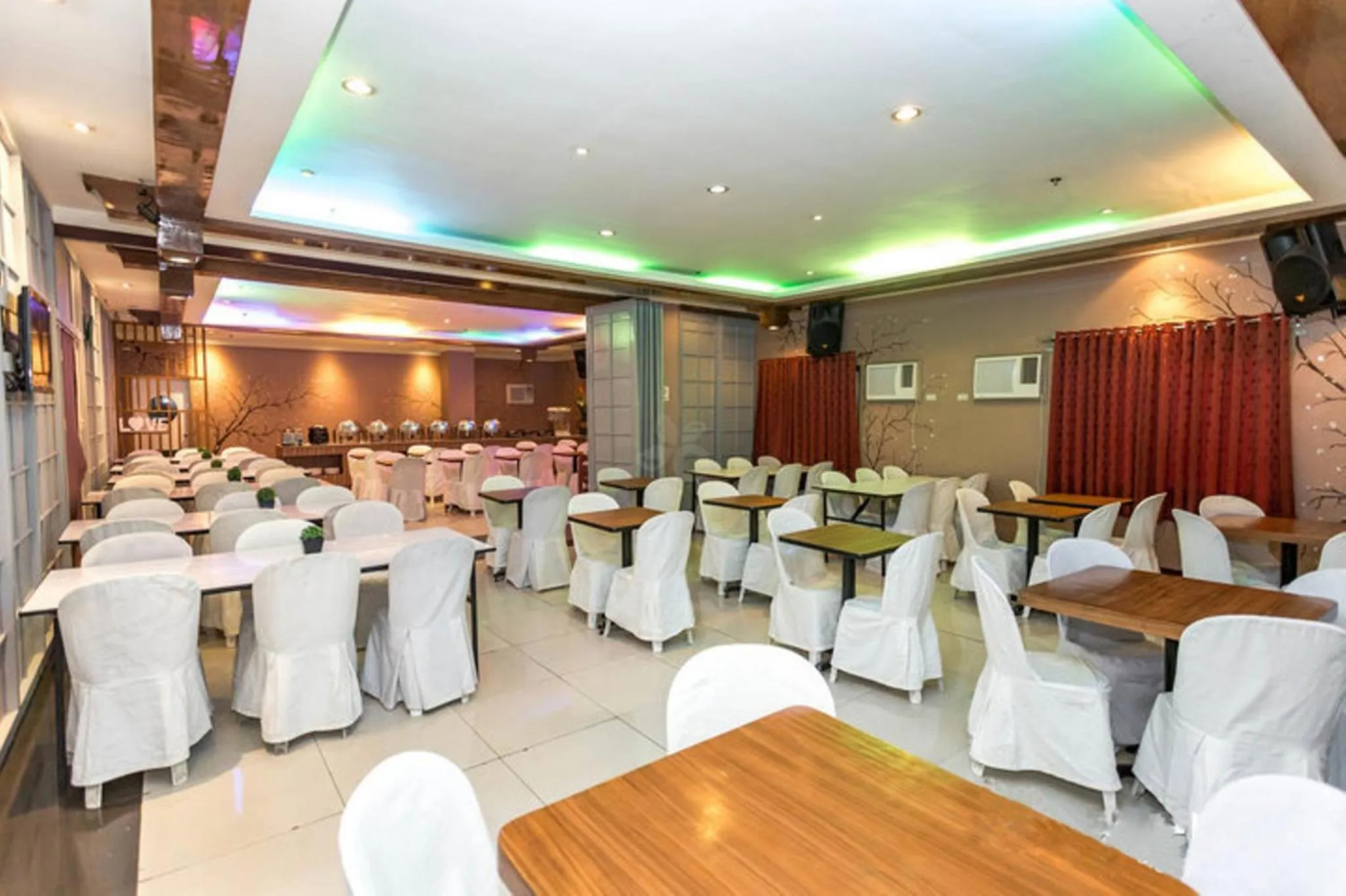 Banquet/Function facilities in Urban Travellers Hotel