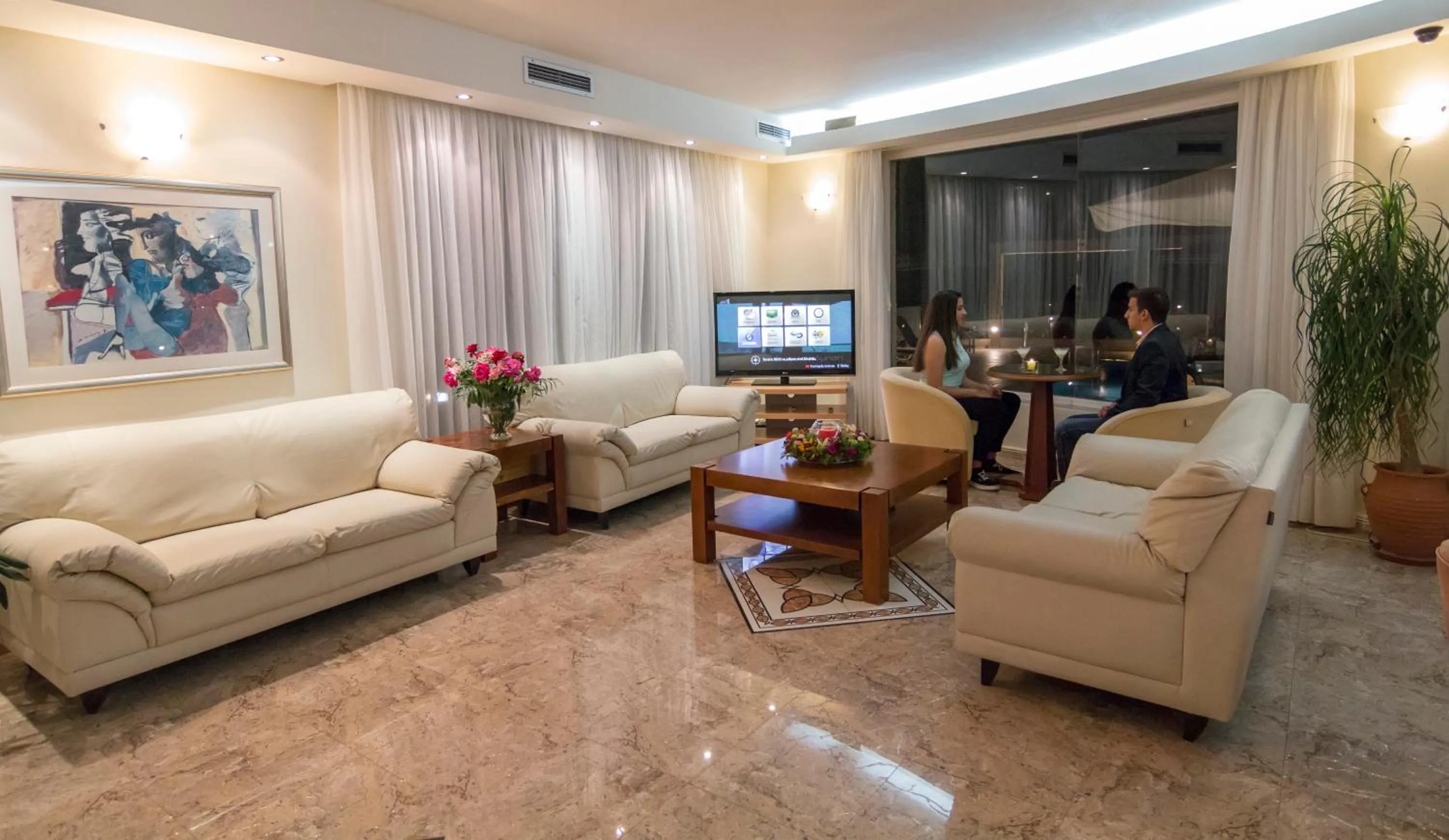 Lobby or reception in Porto Alegre Hotel