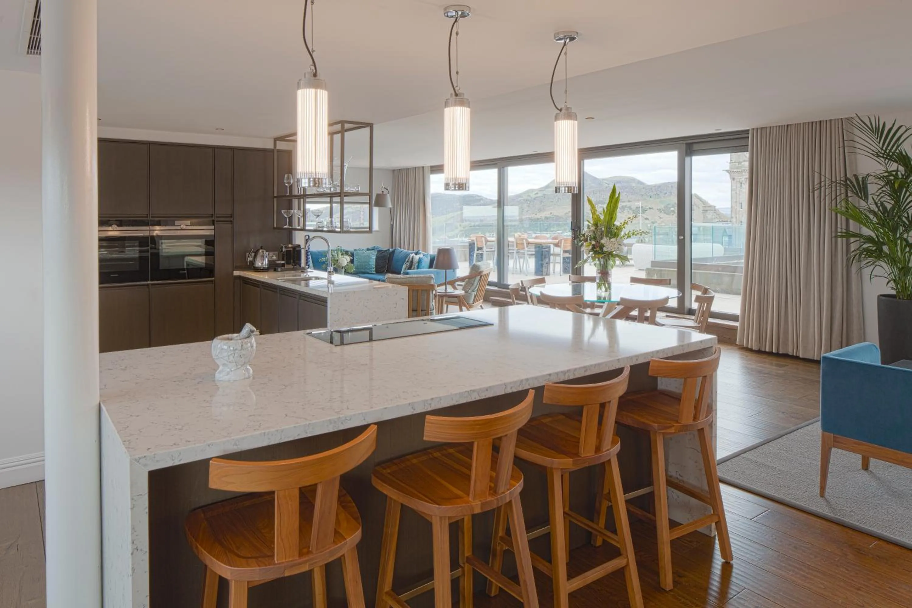 Three-Bedroom Penthouse in The Edinburgh Grand, a Luxury Collection Hotel, Edinburgh