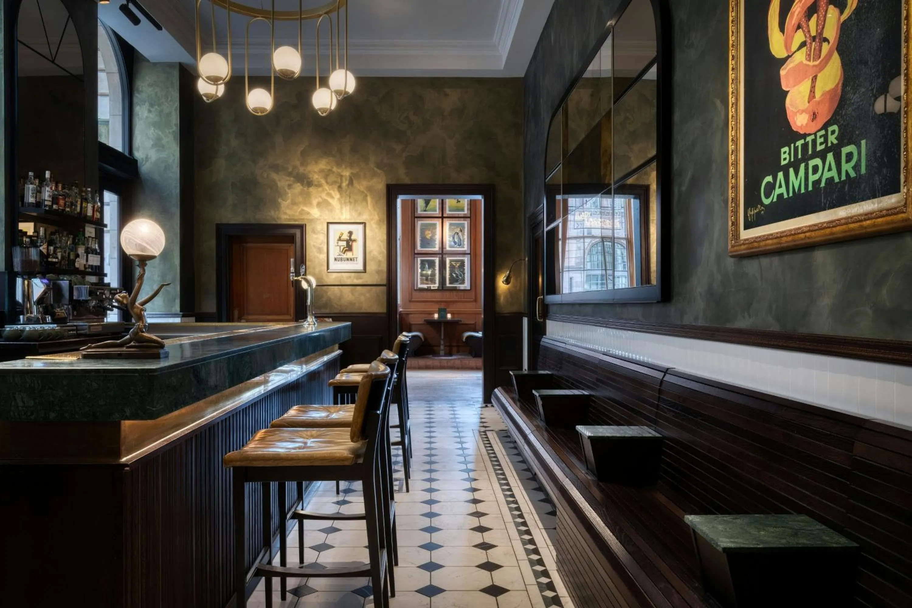 Lounge or bar in The Edinburgh Grand, a Luxury Collection Hotel, Edinburgh