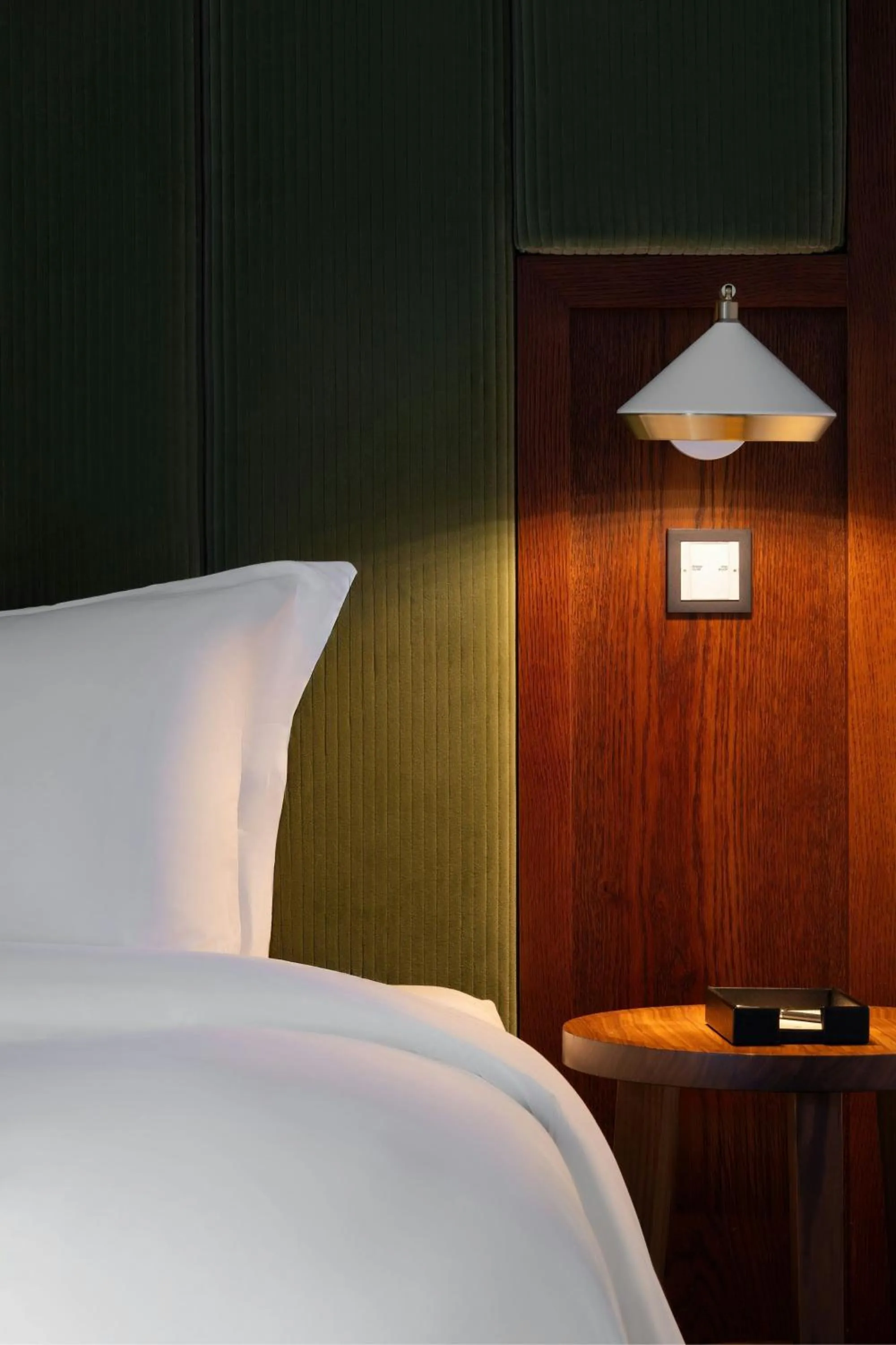 Bedroom, Bed in The Edinburgh Grand, a Luxury Collection Hotel, Edinburgh