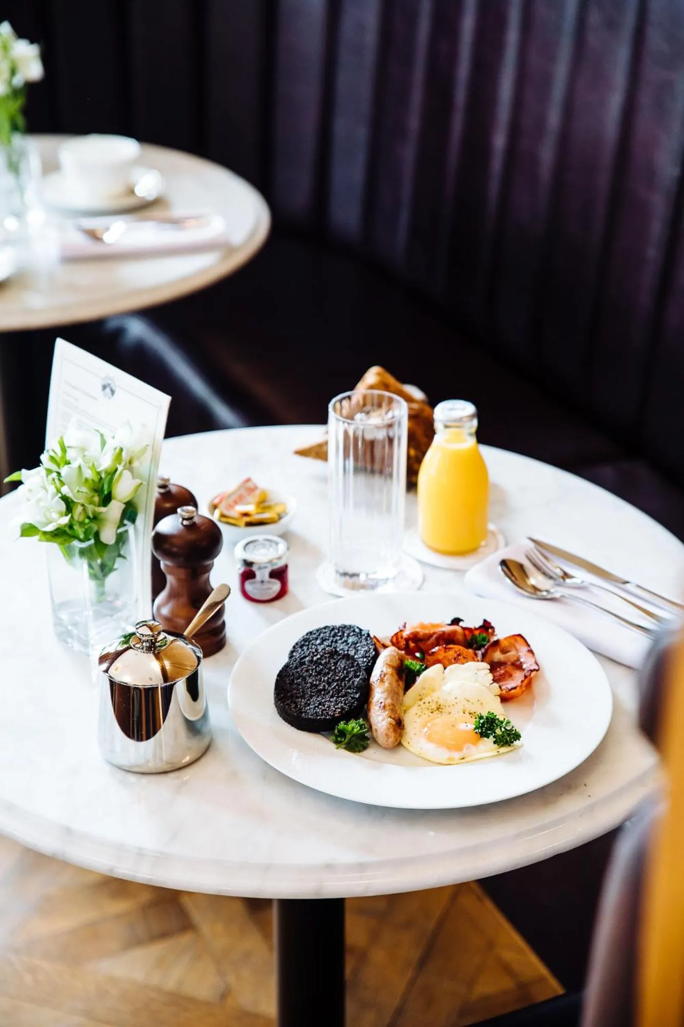 Luxury Two Bedroom Apartment  in The Edinburgh Grand, a Luxury Collection Hotel, Edinburgh