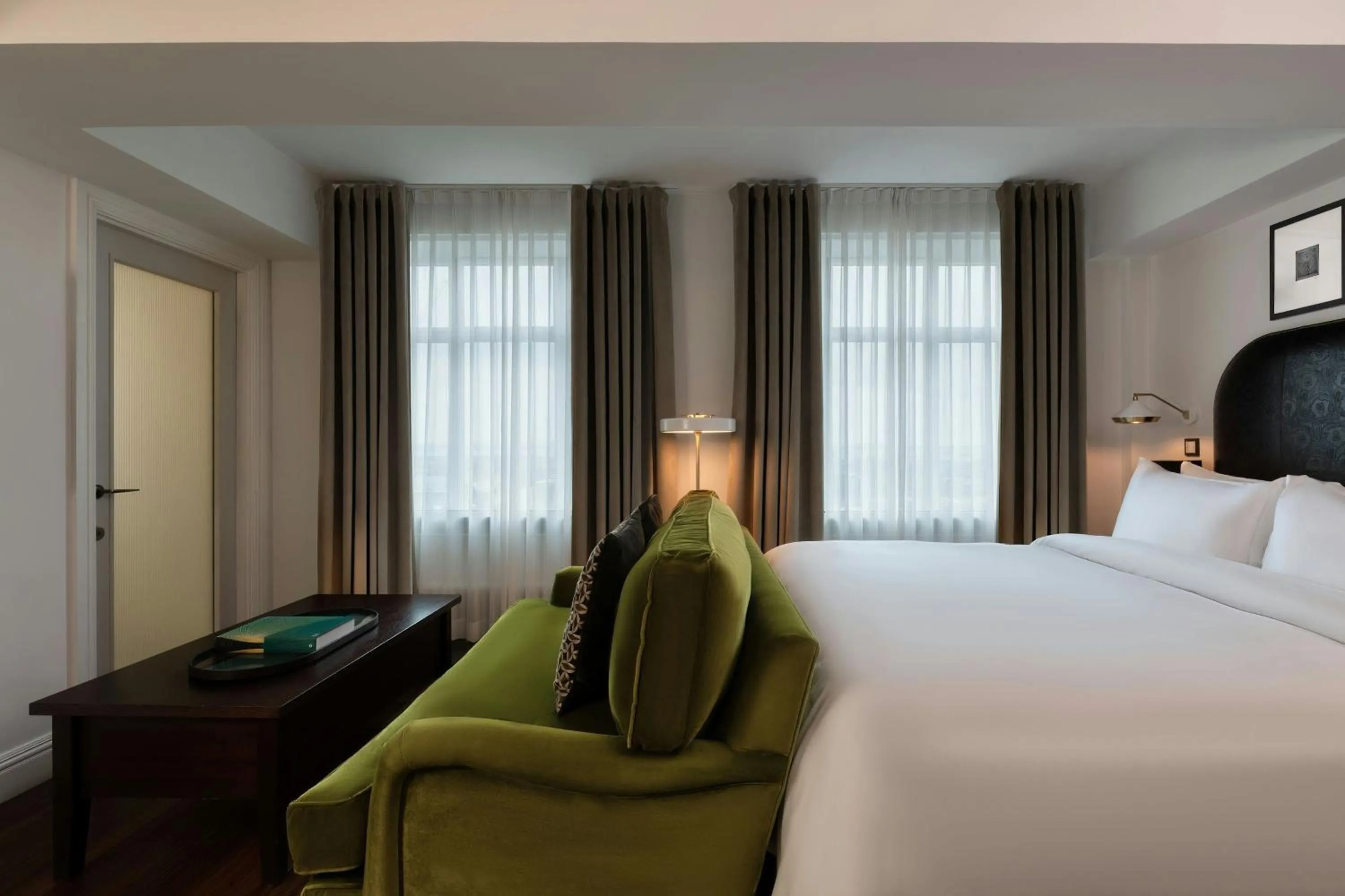 Photo of the whole room, Bed in The Edinburgh Grand, a Luxury Collection Hotel, Edinburgh