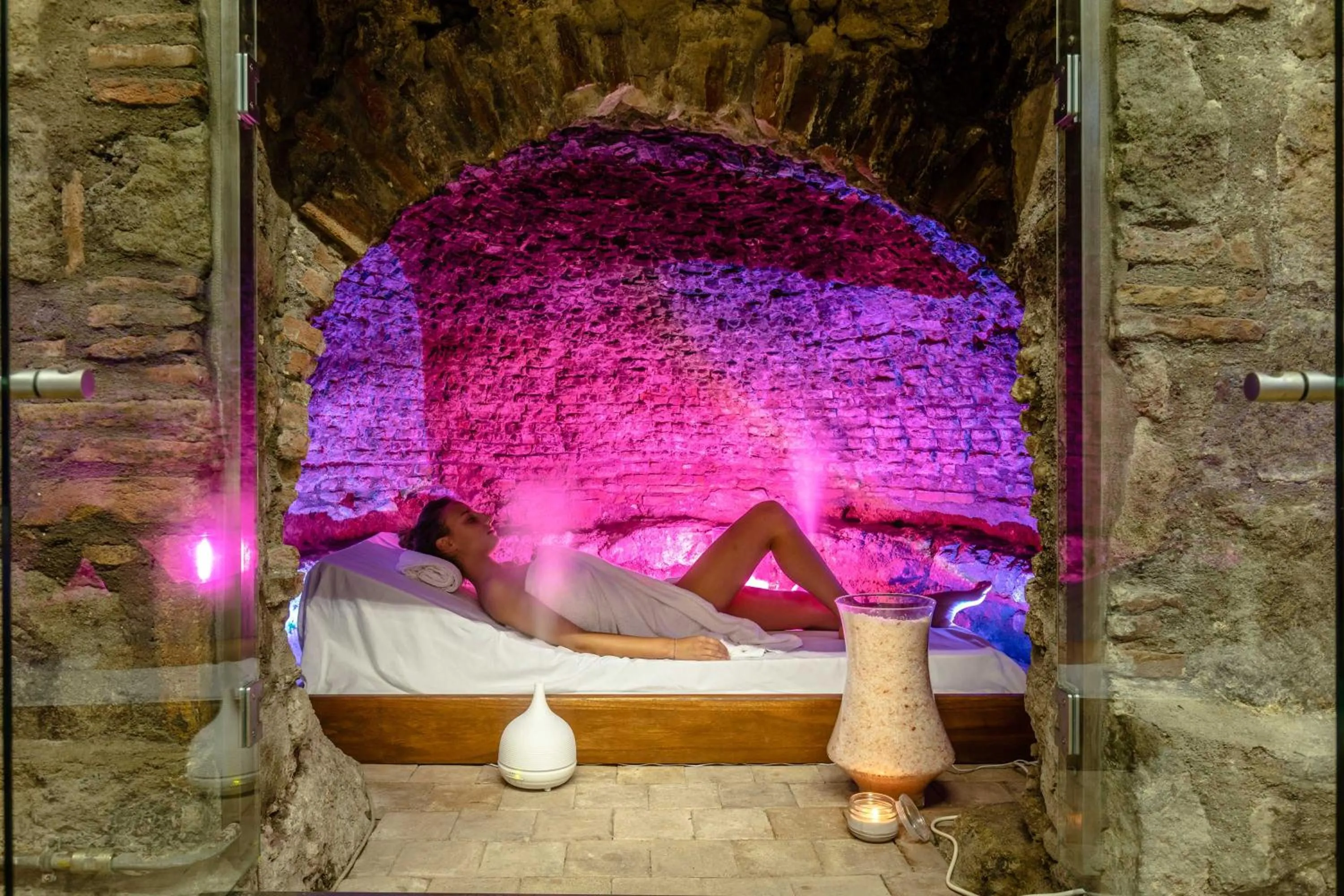 Spa and wellness centre/facilities in B&B dei Papi Boutique Hotel