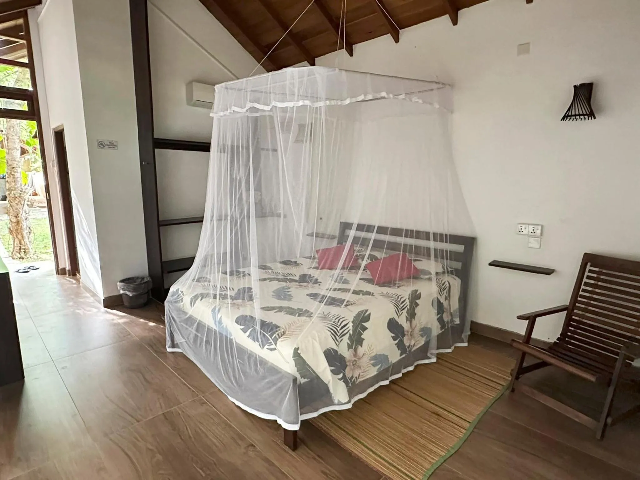 Bed in Sat Nam Village Hotel