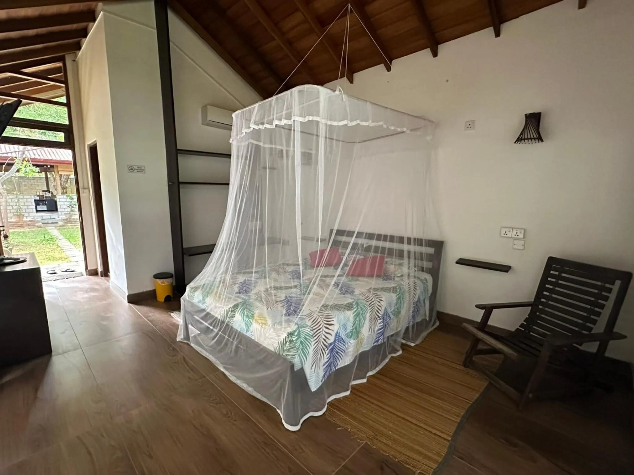 Bed in Sat Nam Village Hotel