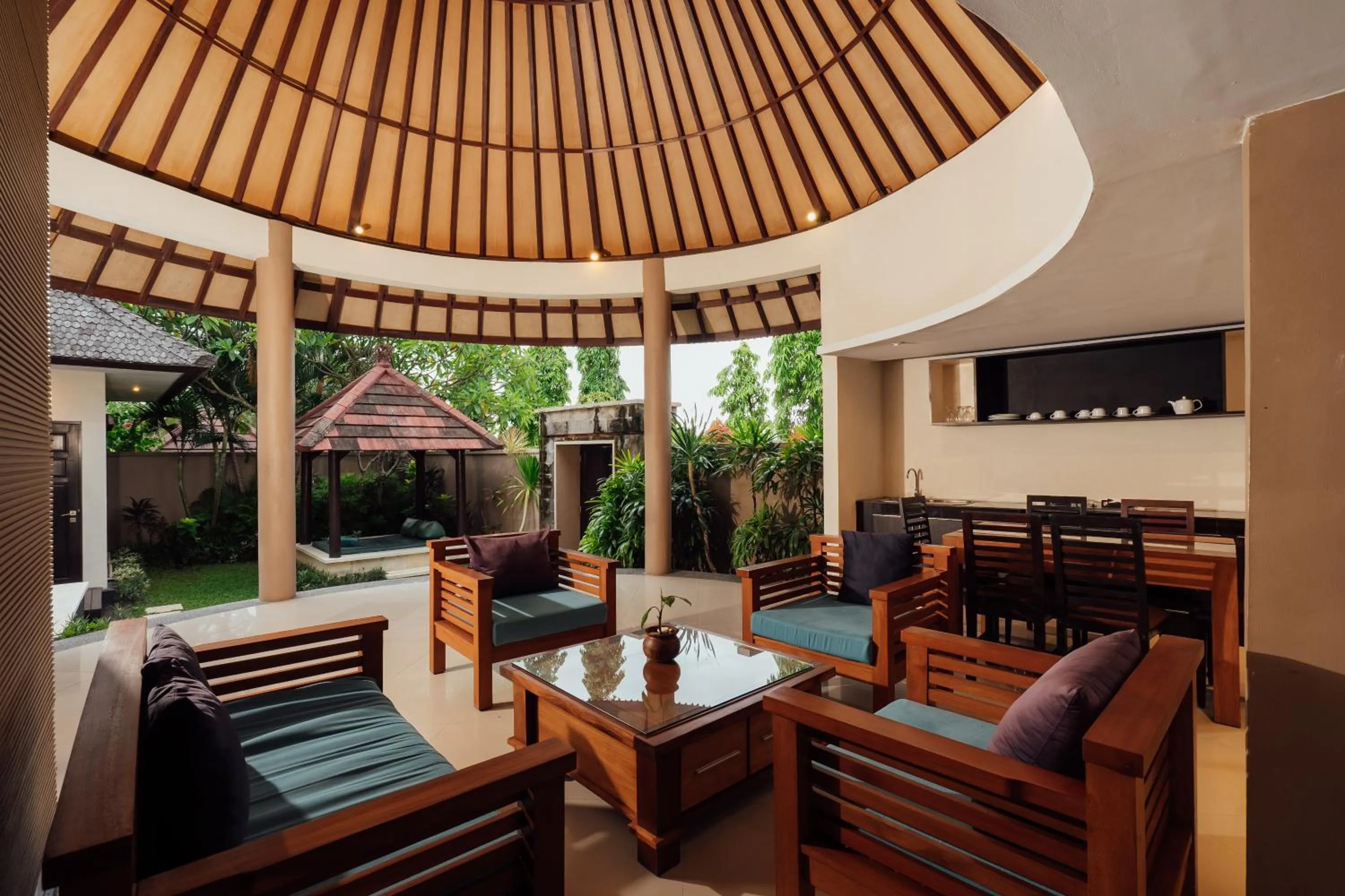 Library in The Bidadari Villas and Spa Umalas - Seminyak