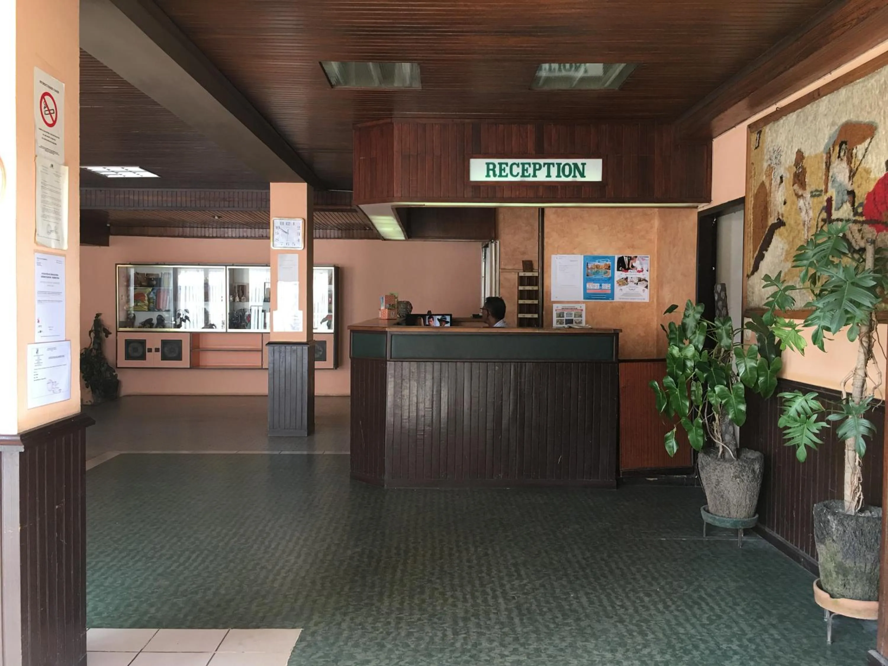 Lobby or reception in Motel d'Antananarivo