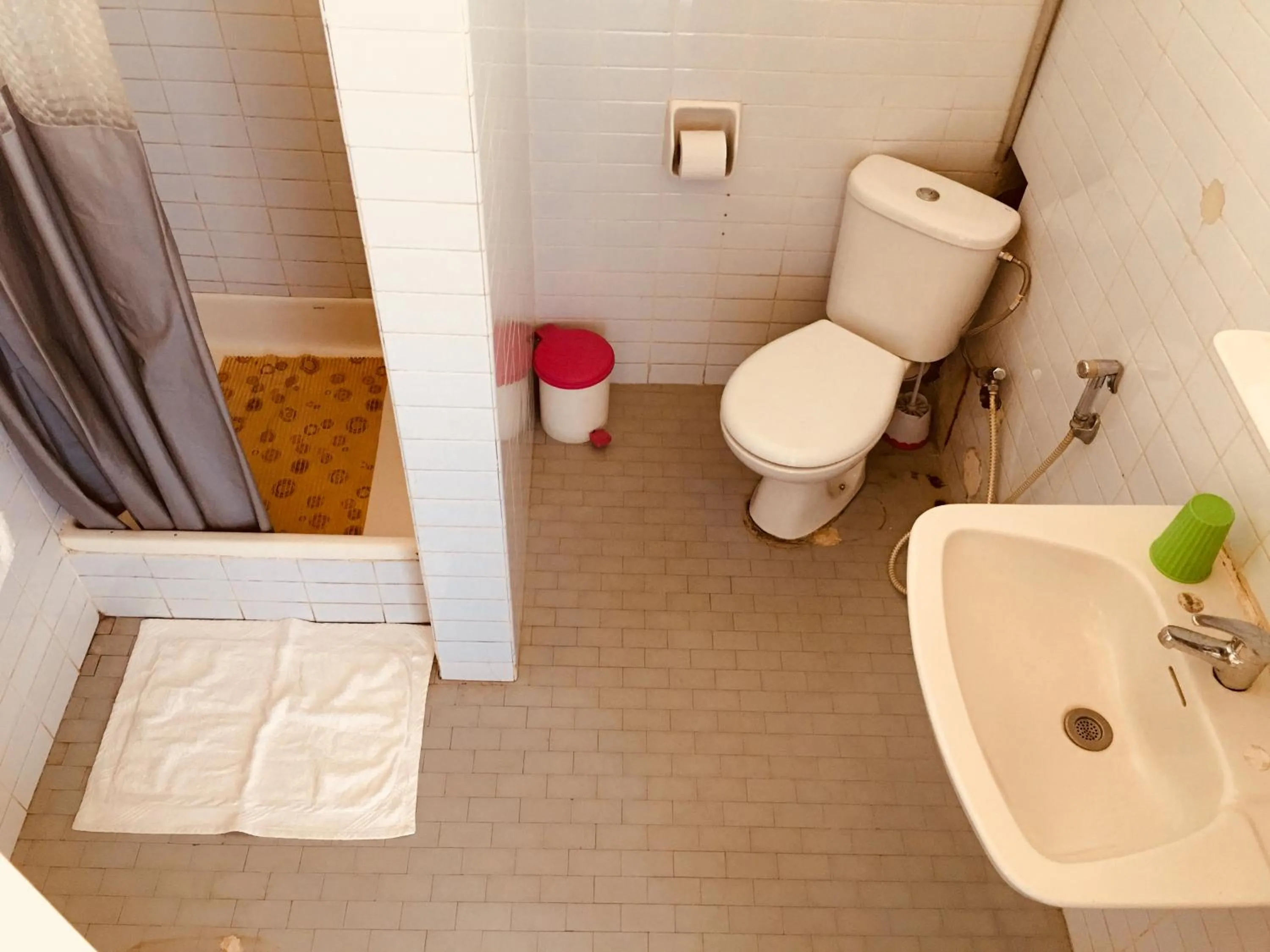 Shower in Motel d'Antananarivo