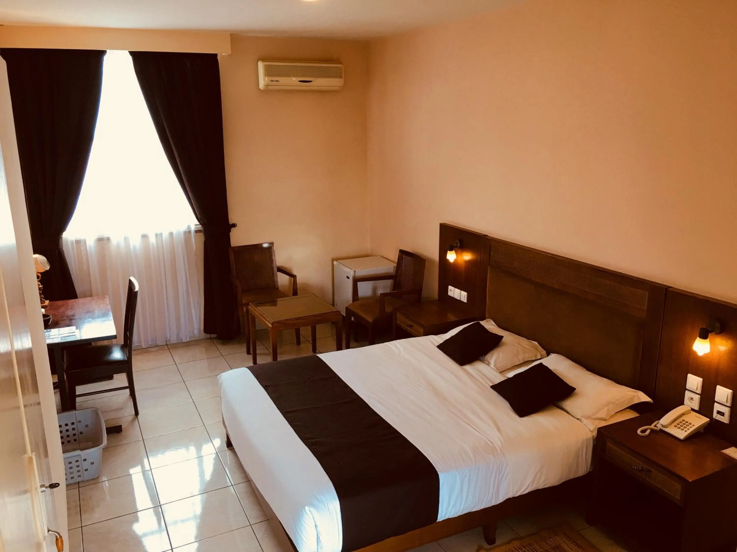 Bedroom, Bed in Motel d'Antananarivo