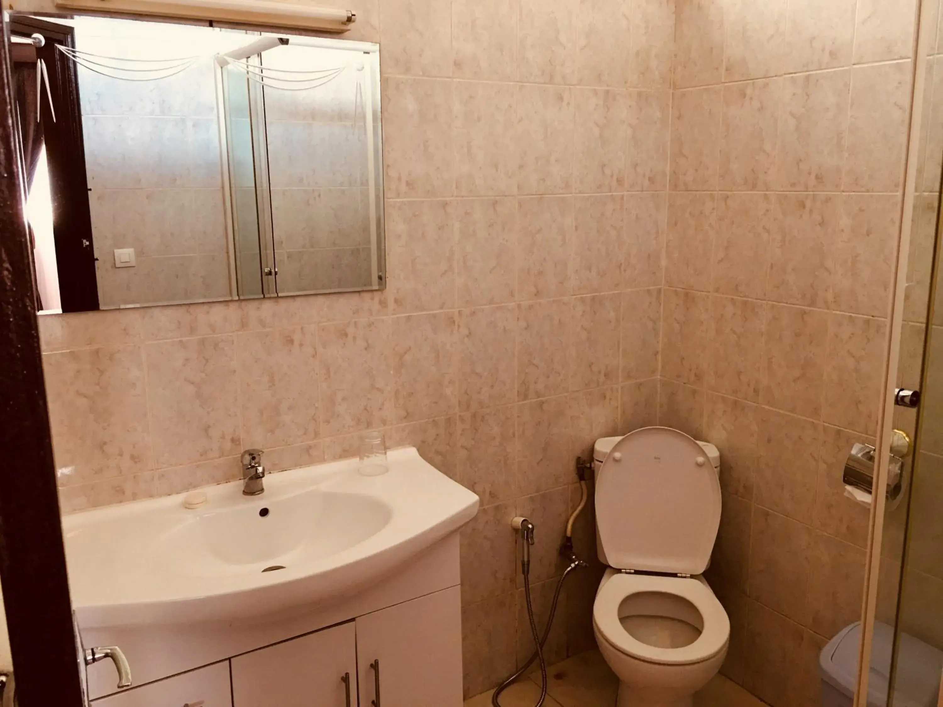 Double Room in Motel d'Antananarivo Double Room in Motel d'Antananarivo