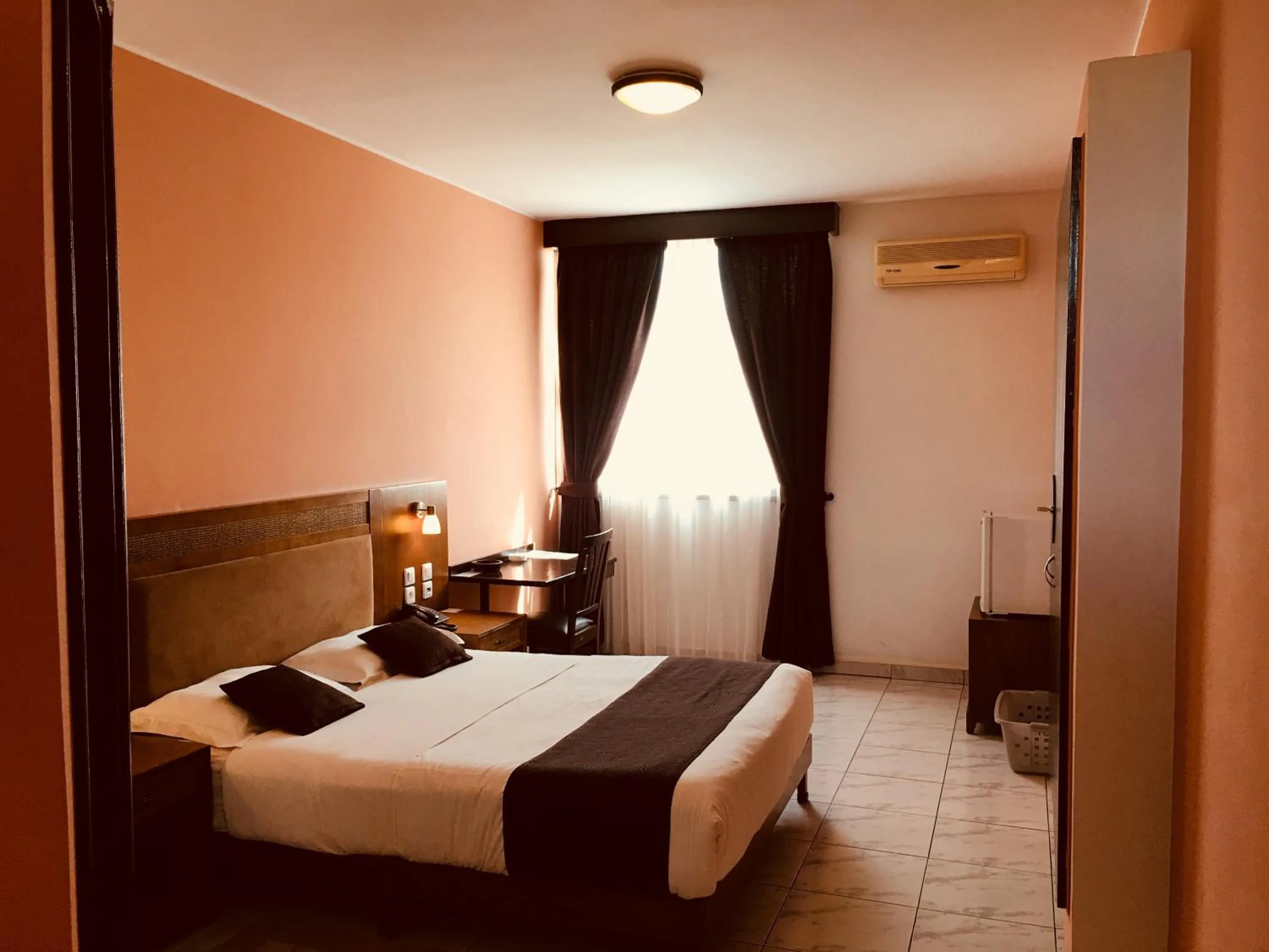 Bedroom, Bed in Motel d'Antananarivo