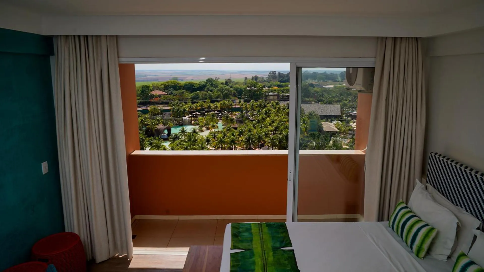 Bed in Hot Beach Resort