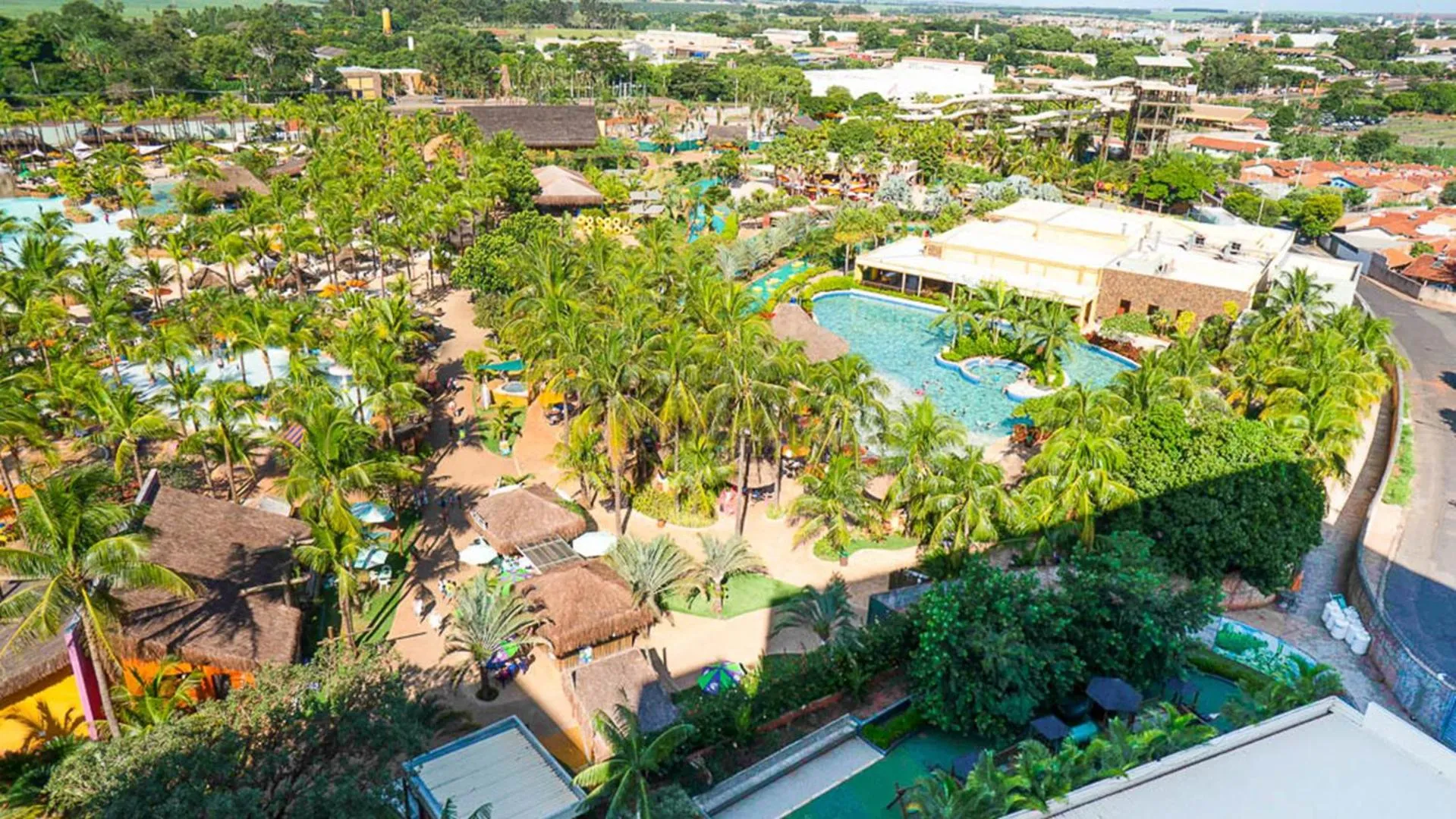 Bird's eye view in Hot Beach Resort