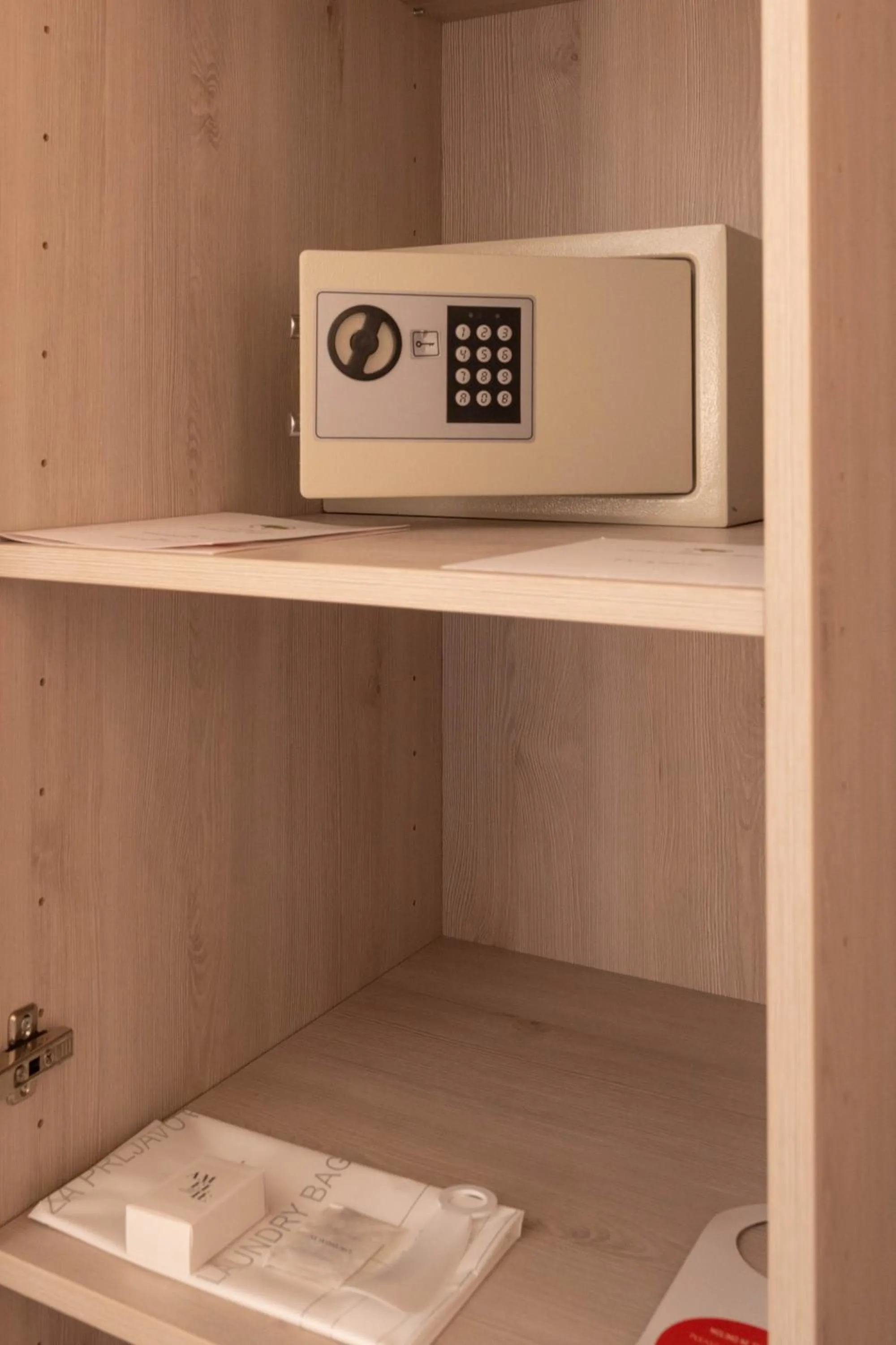 safe in Hotel Magdalena