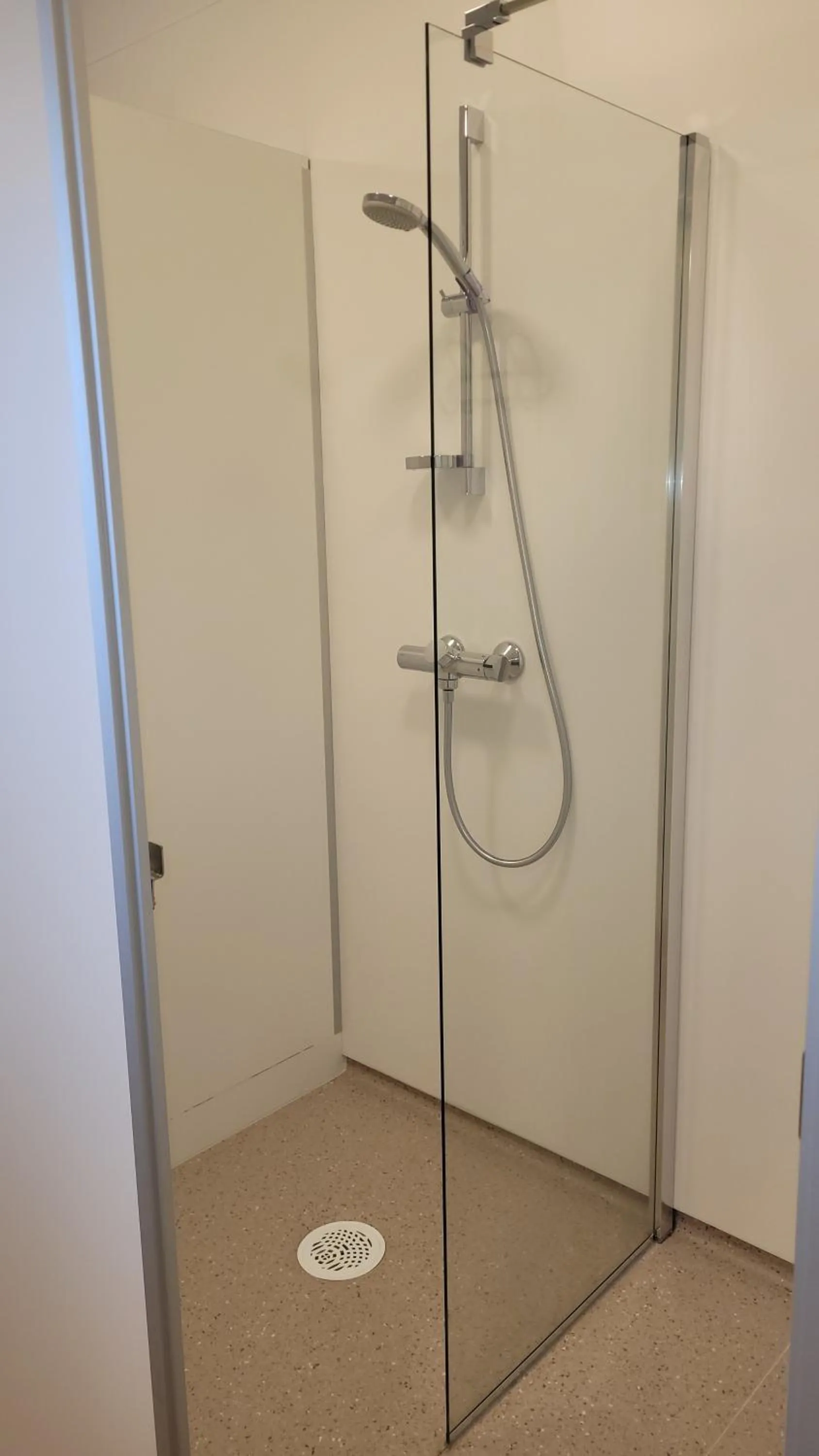 Shower in Øen Turistsenter Cottages