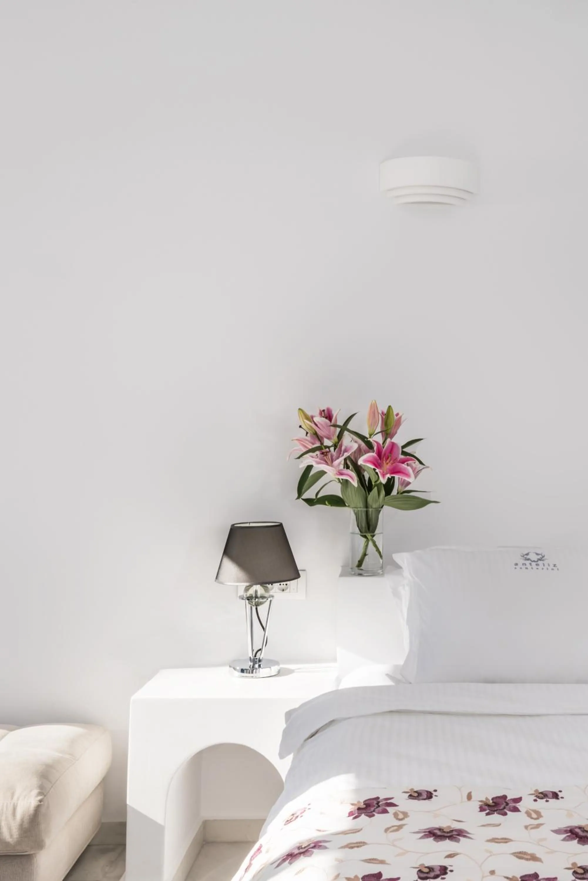 Decorative detail, Bed in Anteliz Suites