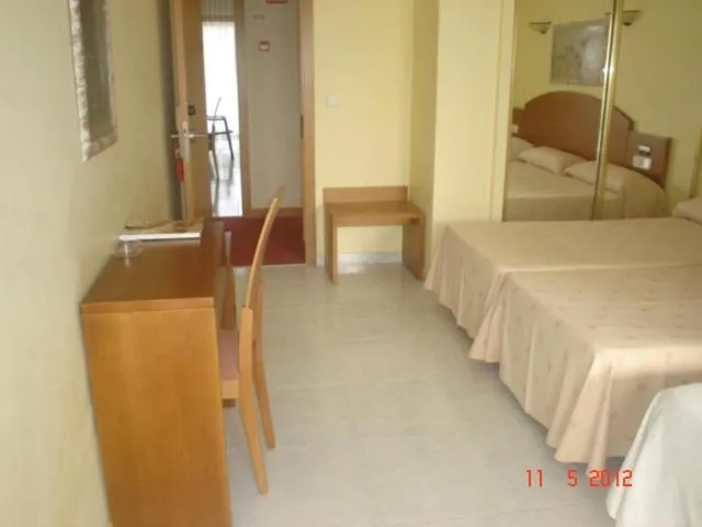 Bed in Hotel Piñeiro 2 Estrellas Superior