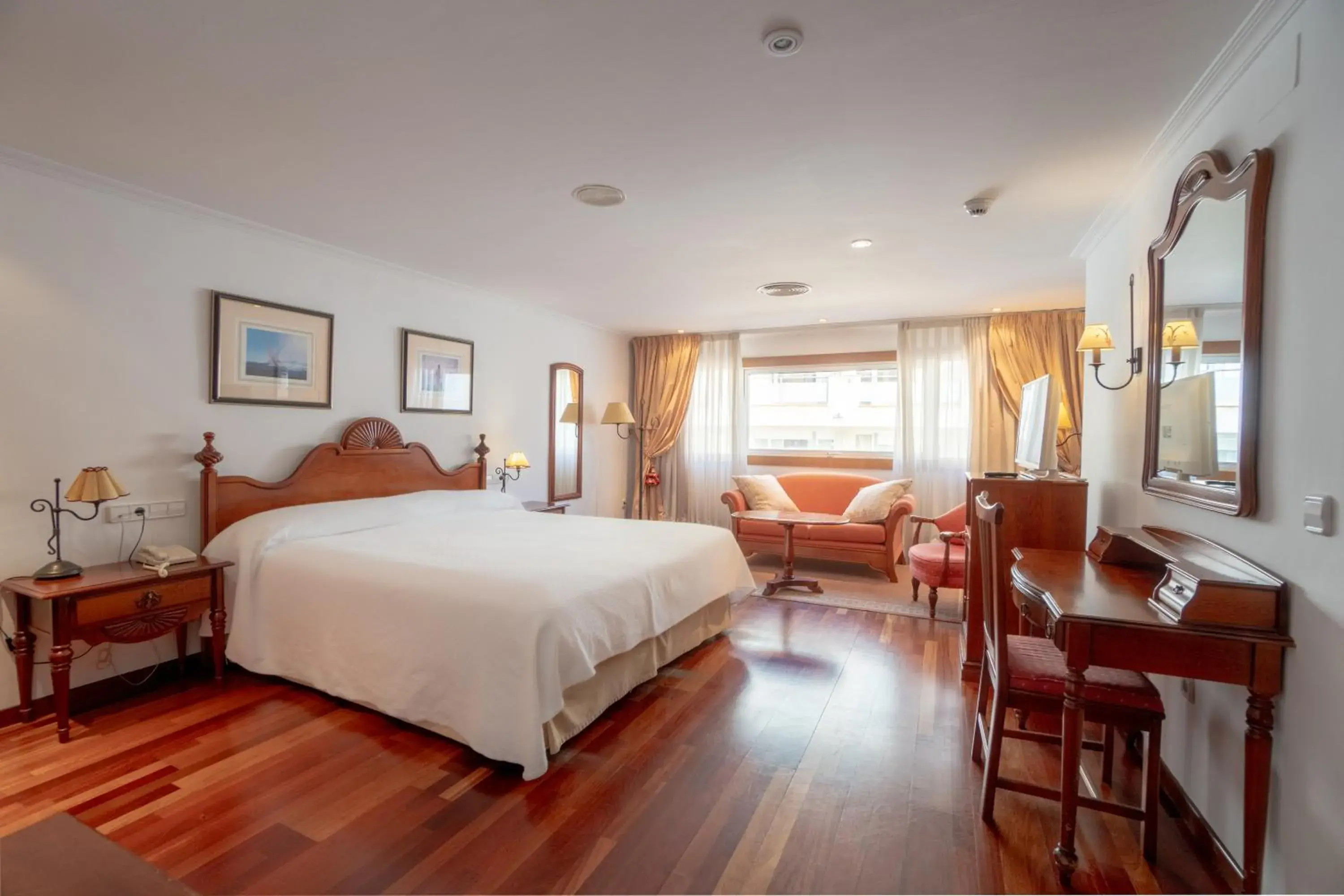 Suite in Hotel Náyade Suite in Hotel Náyade