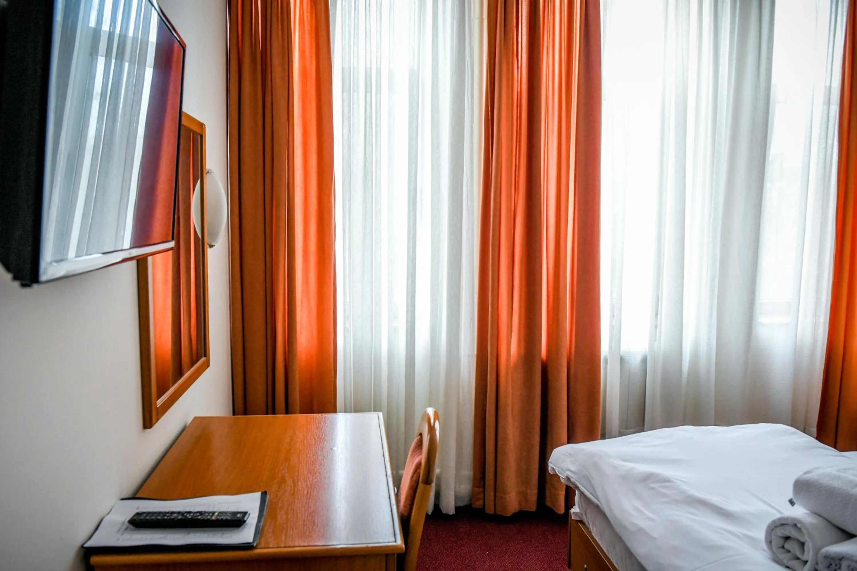 Bed in Hotel Fontana