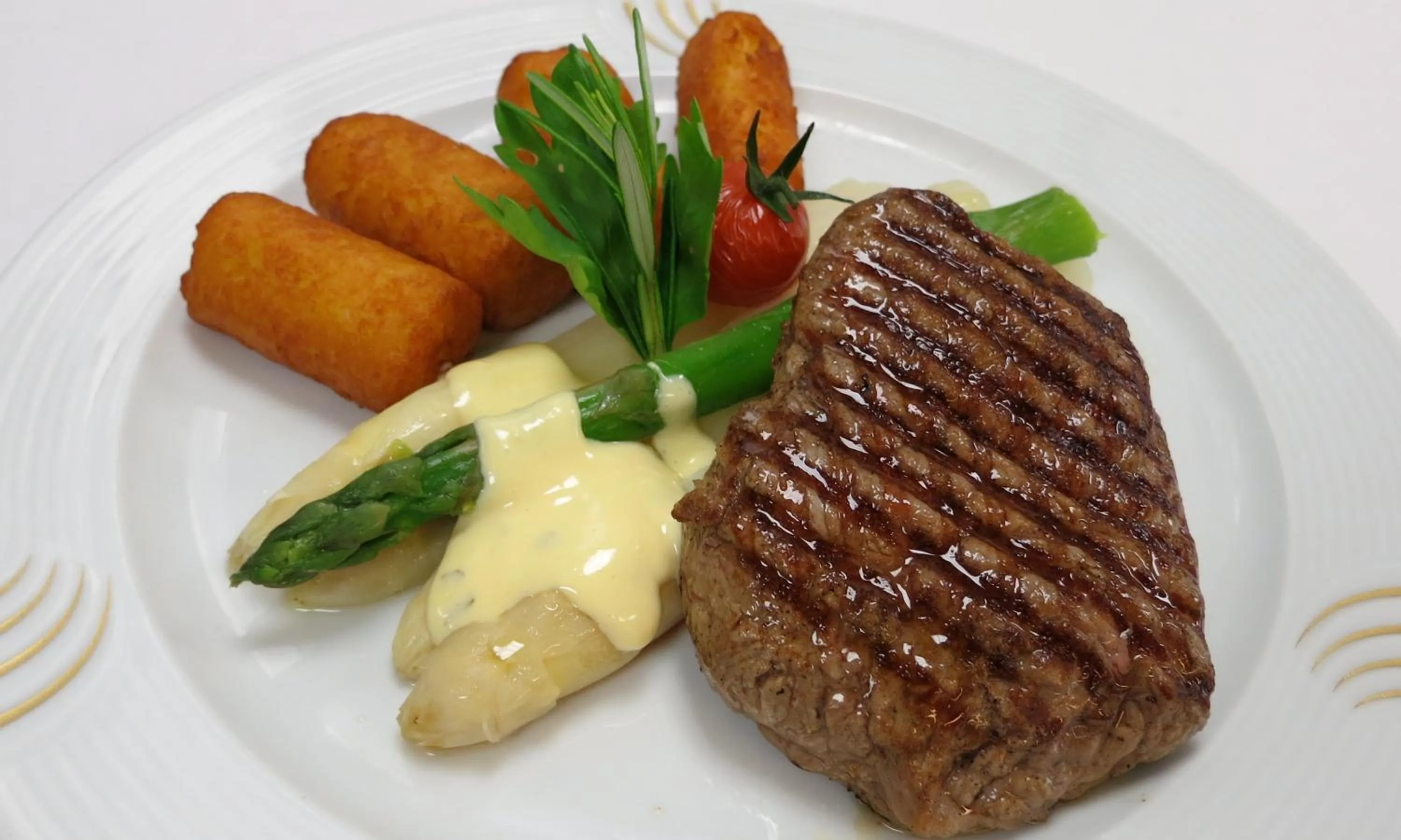 Food in Hotel Restaurant Vogelsang