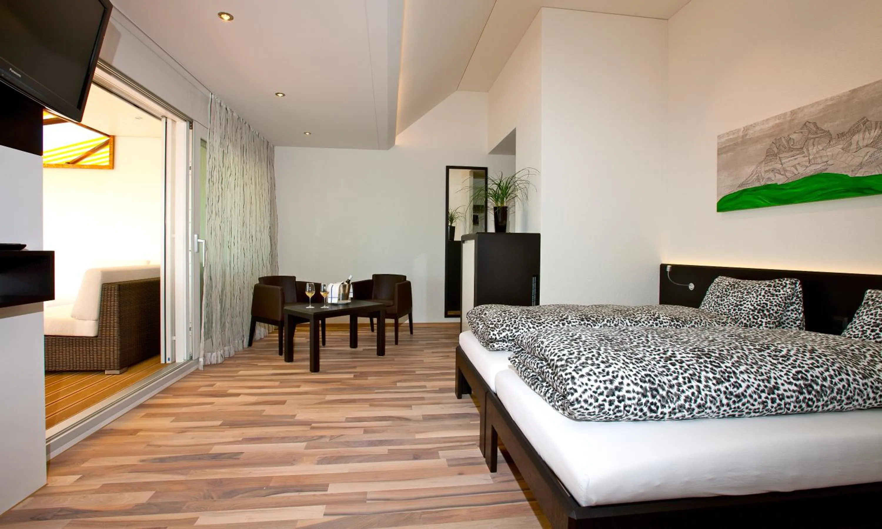 Seating area, Bed in Hotel Restaurant Vogelsang