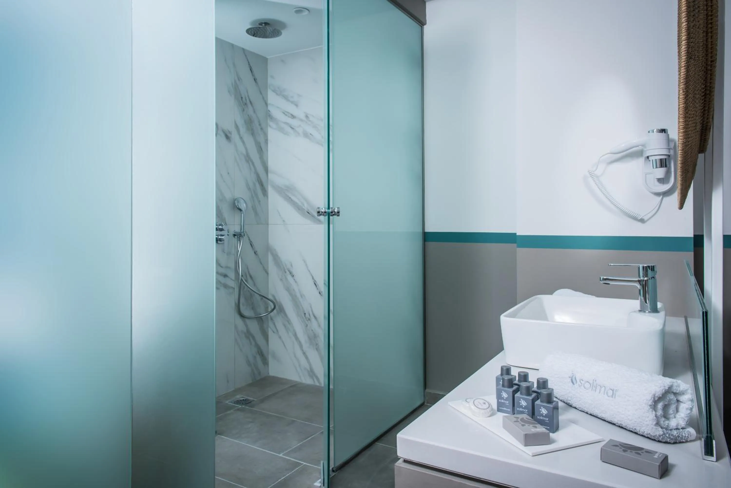 Bathroom in Solimar Turquoise - Adults Only