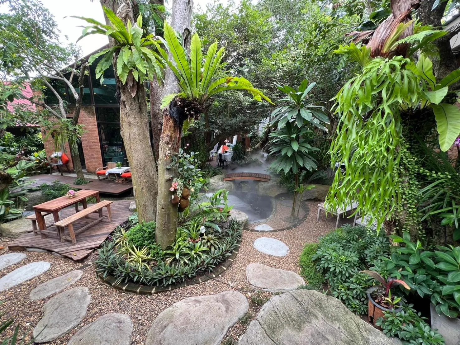 Communal lounge/ TV room in Flora Ville-SHA PLUS