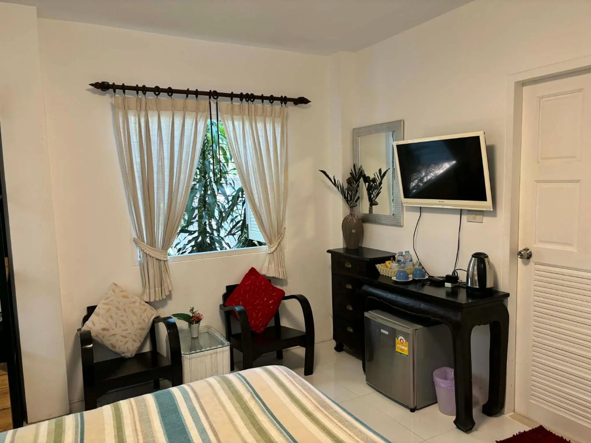 TV and multimedia, Bed in Banyan House Samui bed and breakfast (Adult Only)