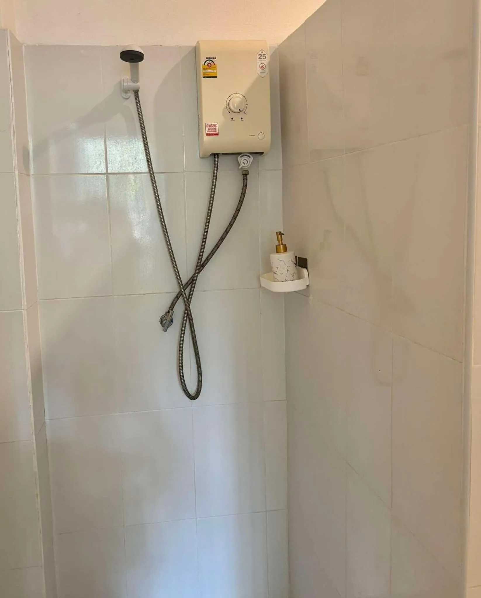 Shower in Banyan House Samui bed and breakfast (Adult Only)