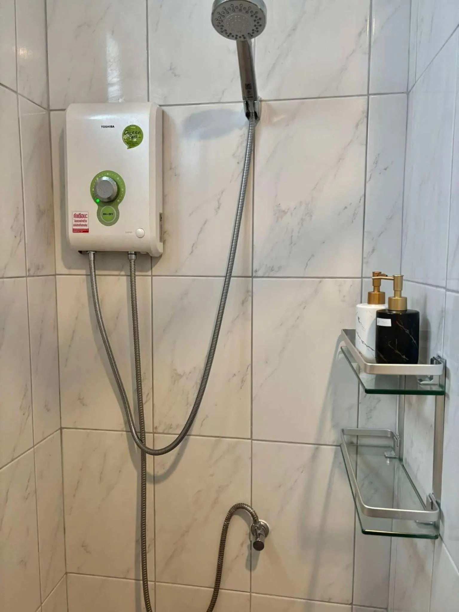 Shower in Banyan House Samui bed and breakfast (Adult Only)