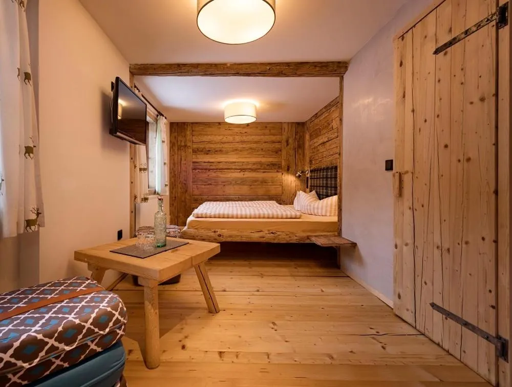 Photo of the whole room, Bed in Auenhütte