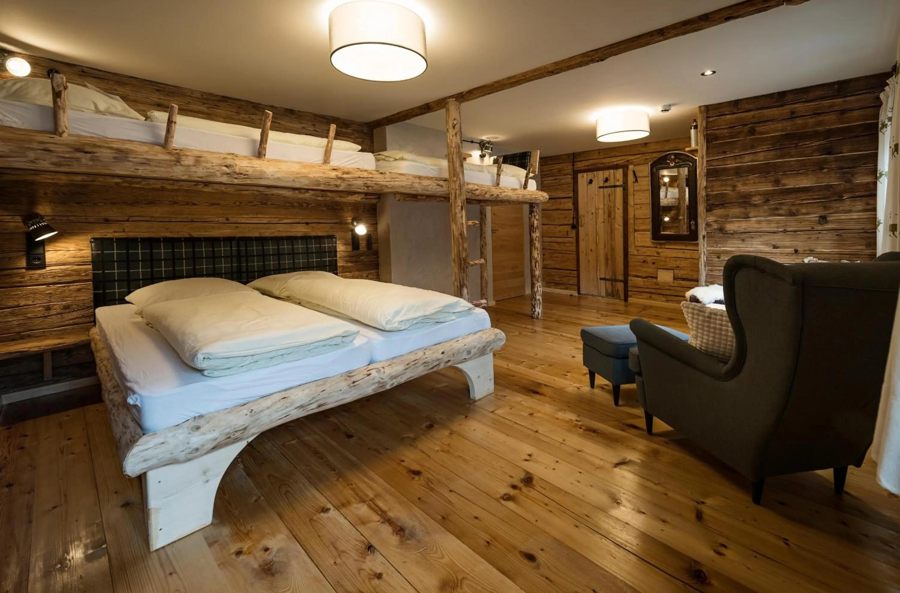 Photo of the whole room, Bed in Auenhütte